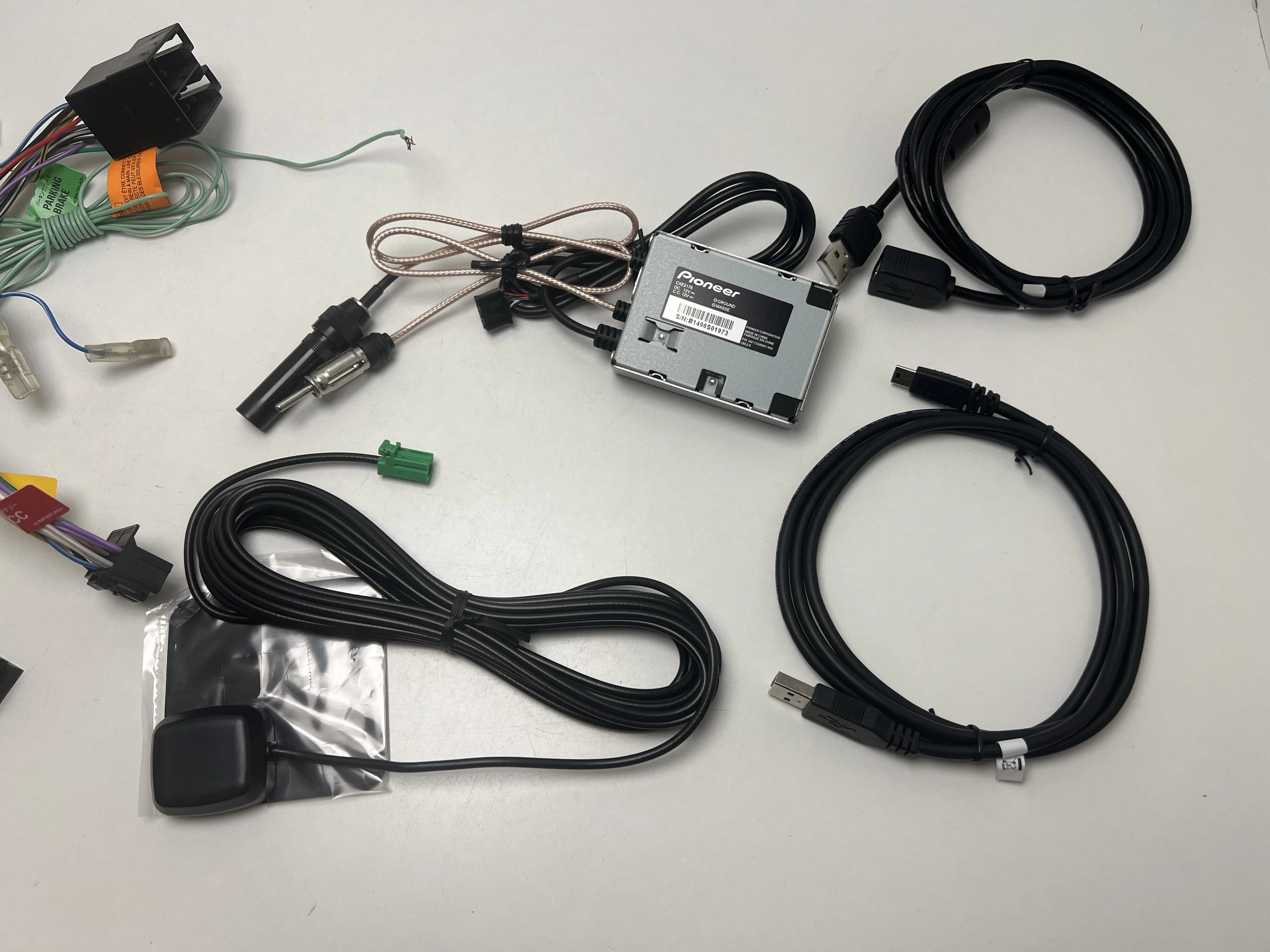 radio-samochodowe-pioneer-avic-f310bt-montaz-205798-224906