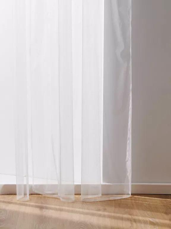 firanki-zaslony-sinsay-biale-140x260-chrobrego-44-radom