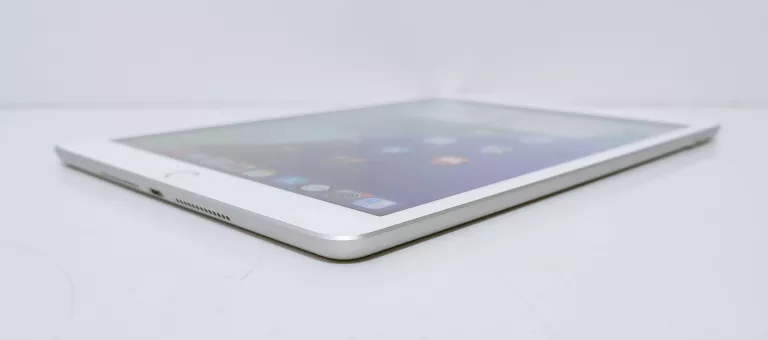 tablet-ipad-7-generacji-128gb-bialy-128gb-transmisja-danych-217-1024
