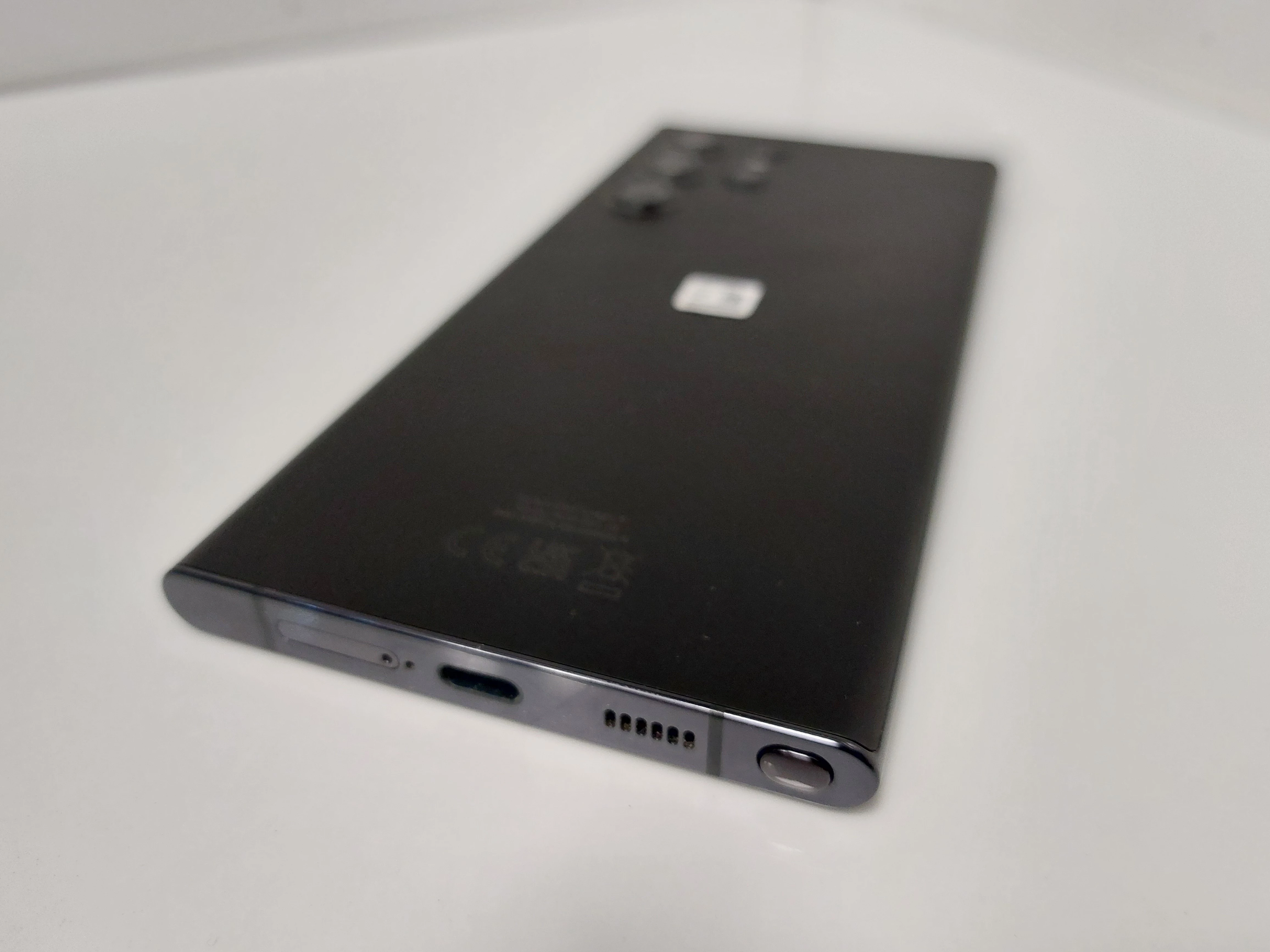 telefon-samsung-s22-ultra-128gb-solo-wbudowana-pamiec-202869-214189