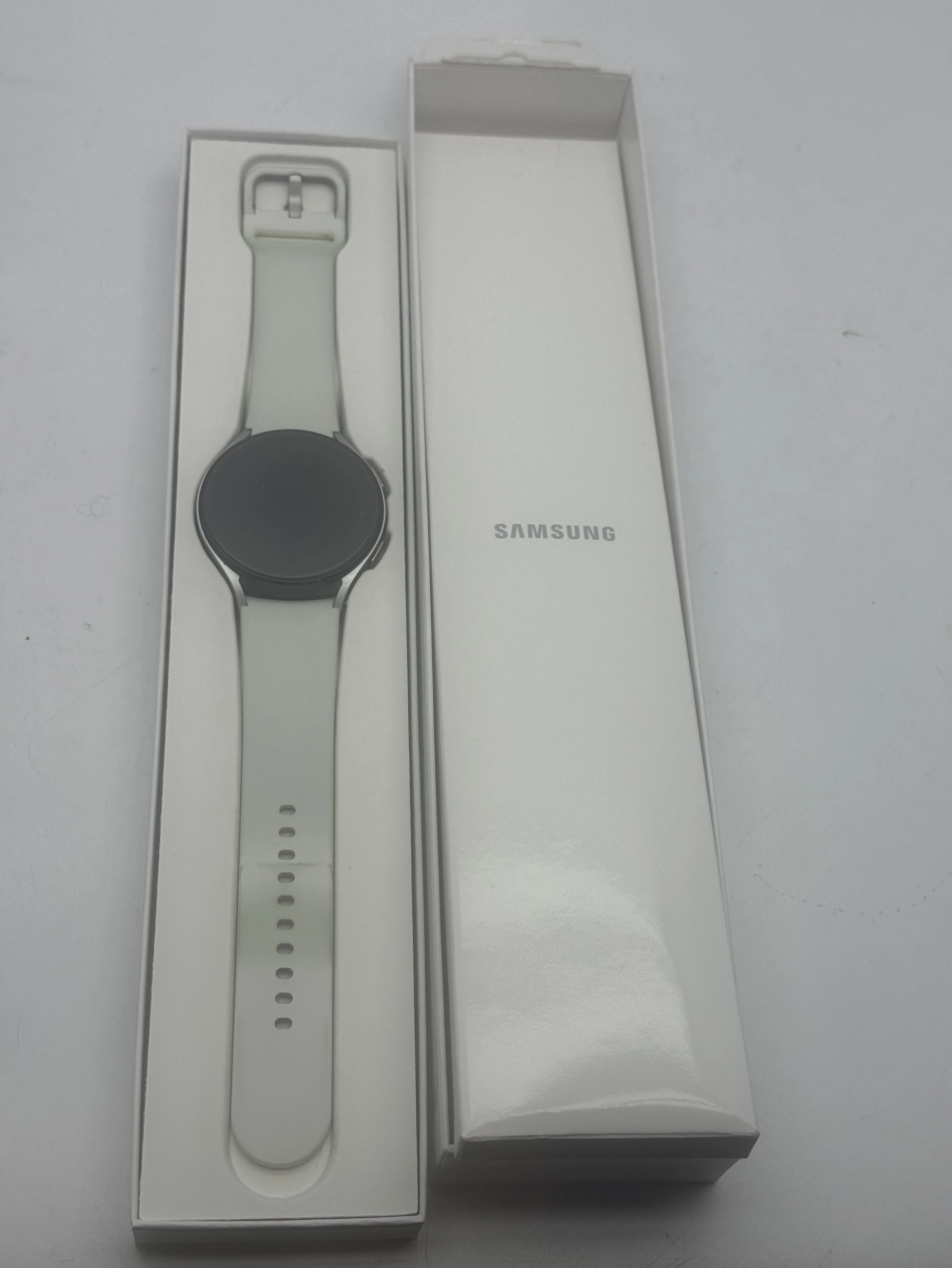 samsung-galaxy-watch-7-sm-l315f-silver-pudelko-ean-8806095684482-rodzaj-231461-360429