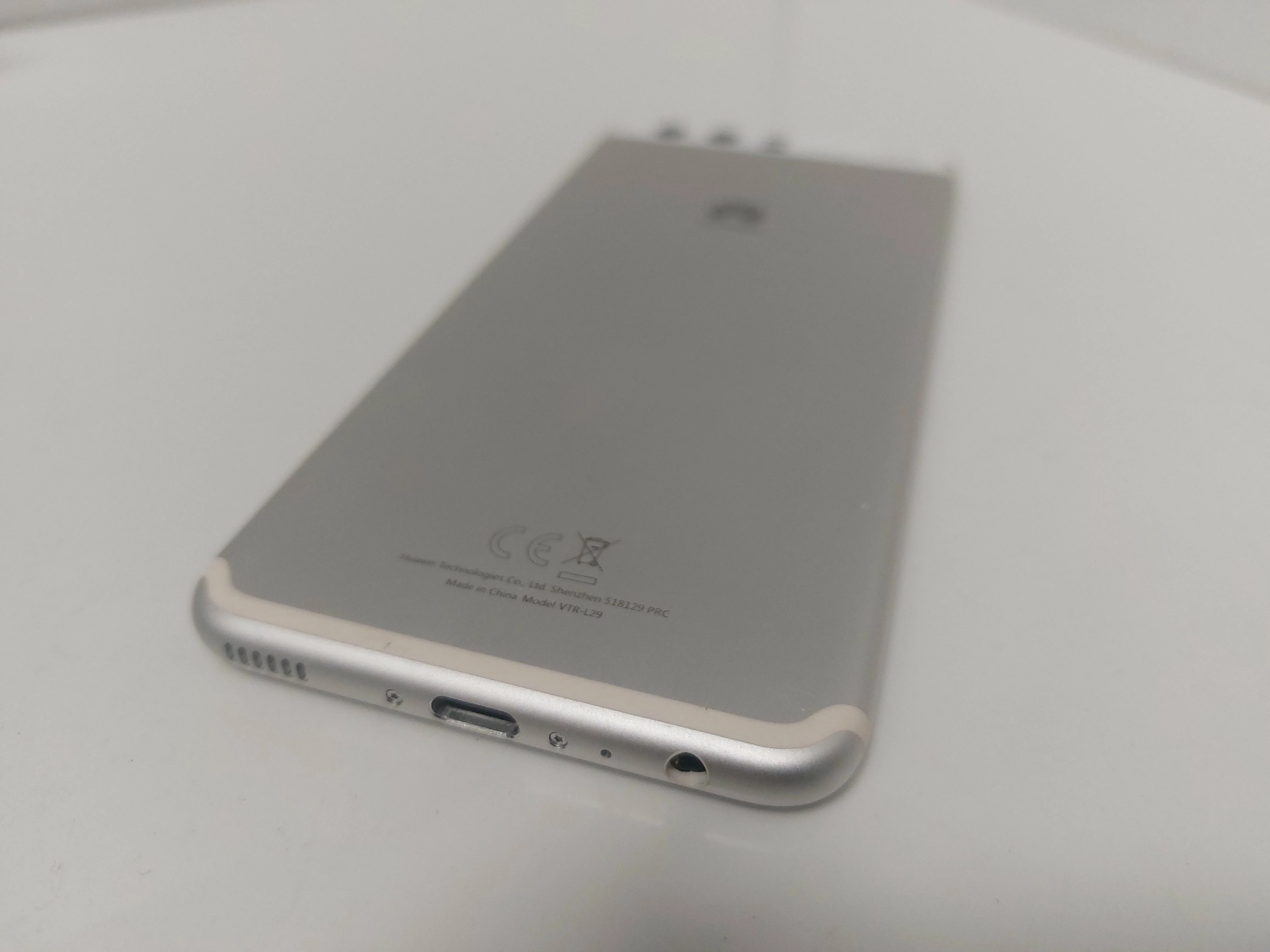 telefon-huawei-p10-64gb-solo-przekatna-ekranu-510