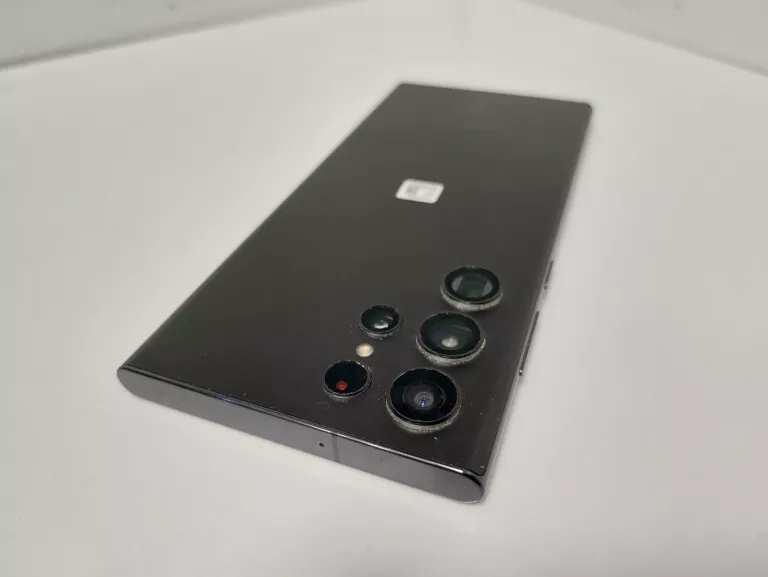 telefon-samsung-s22-ultra-128gb-solo-przekatna-ekranu-680