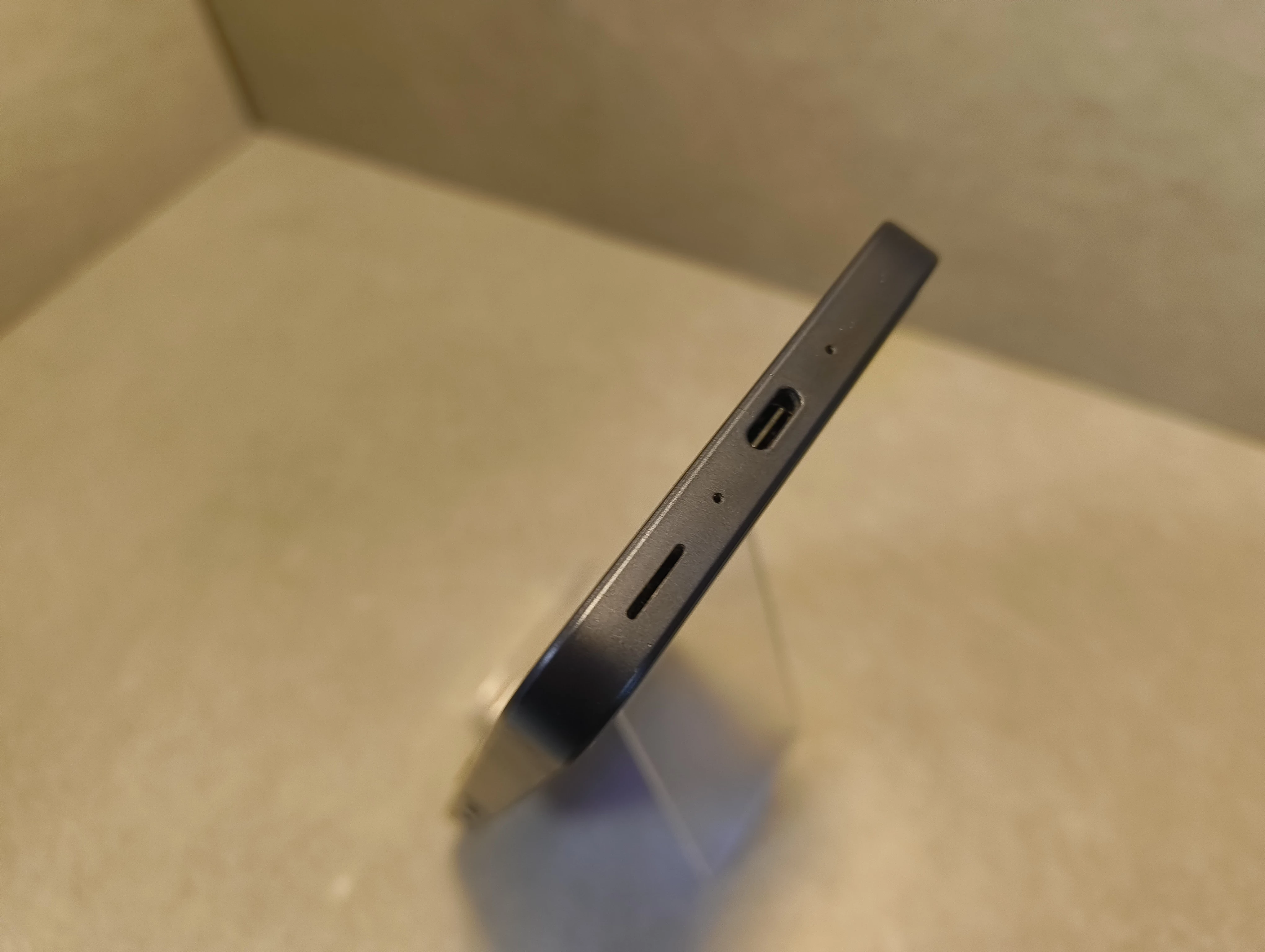 telefon-samsung-galaxy-a35-6128-stan-11323-2