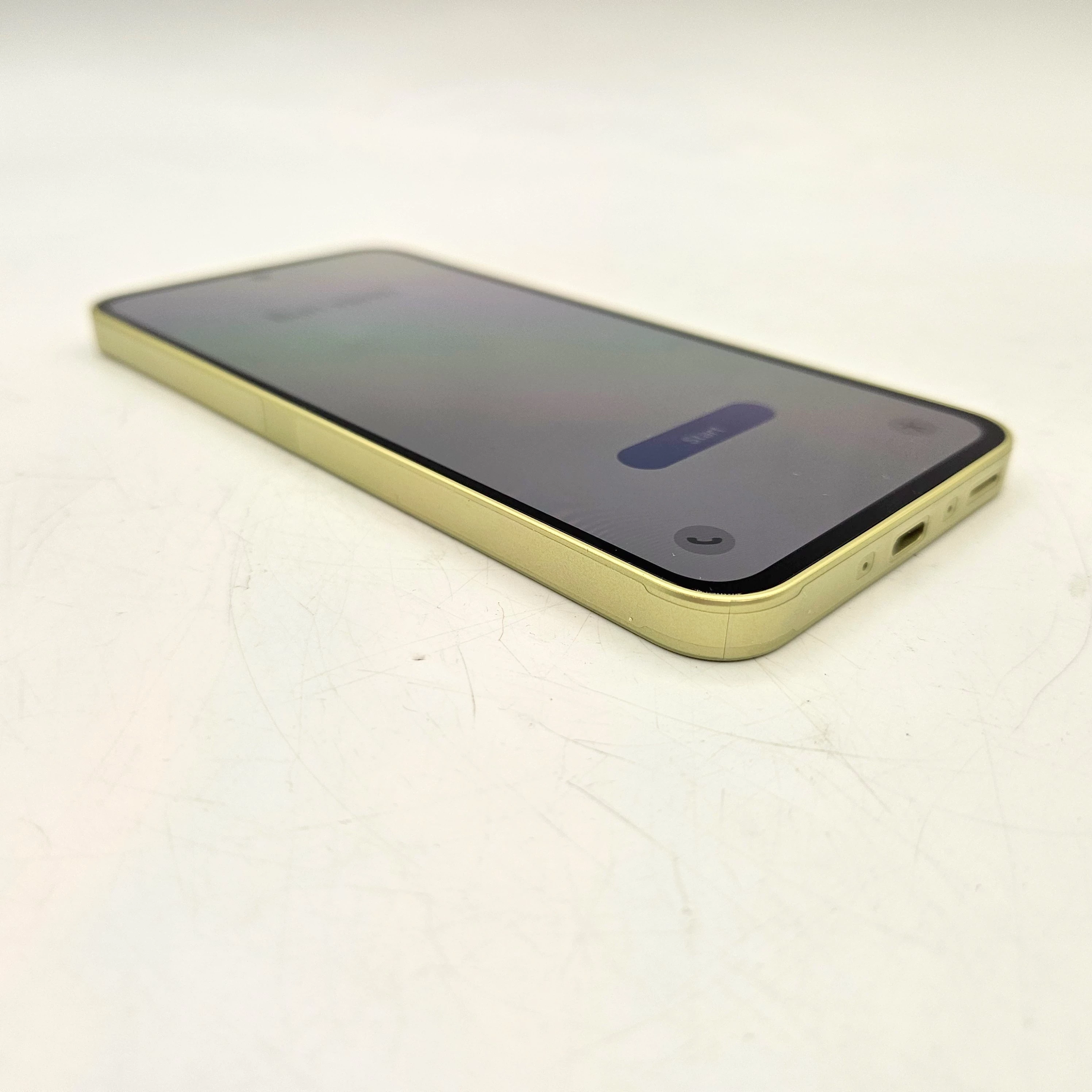 samsung-galaxy-a35-5g-6128gb-zolty-przekatna-ekranu-660