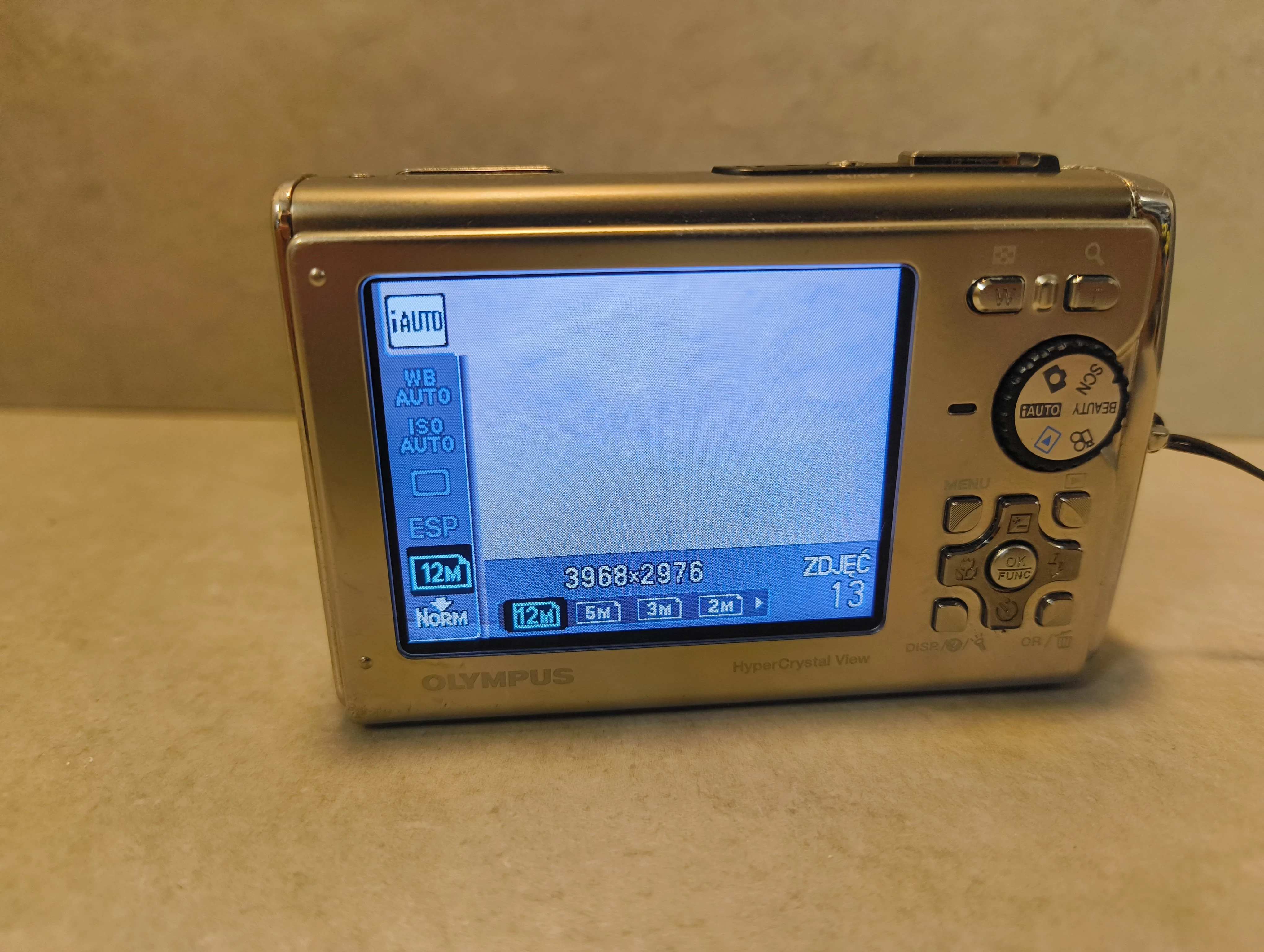 aparat-olympus-tough-8000-lad-model-tough-8010