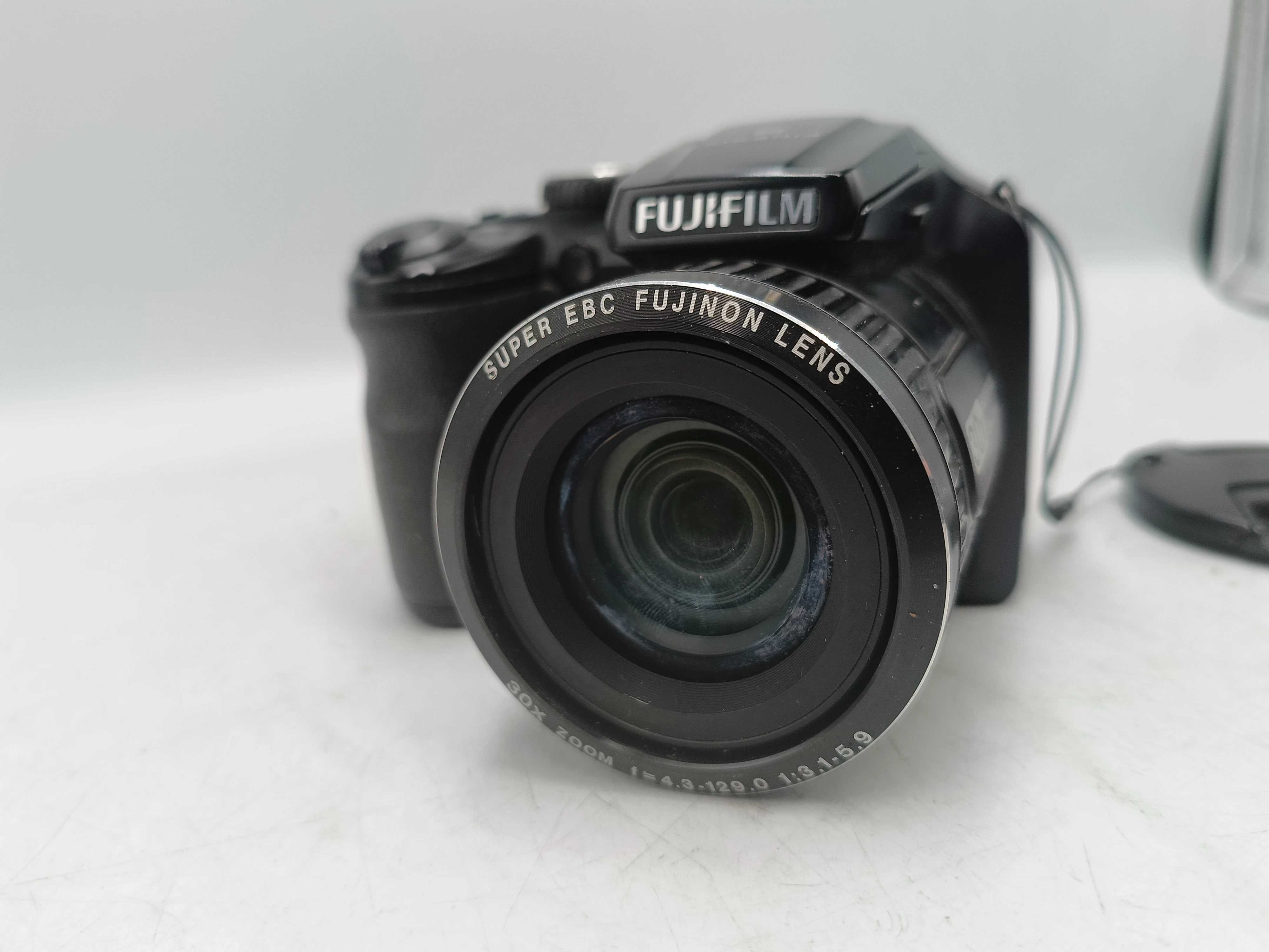 aparat-fujifilm-finepix-s4800-30x-zoom-16mpx-zoom-optyczny-3000