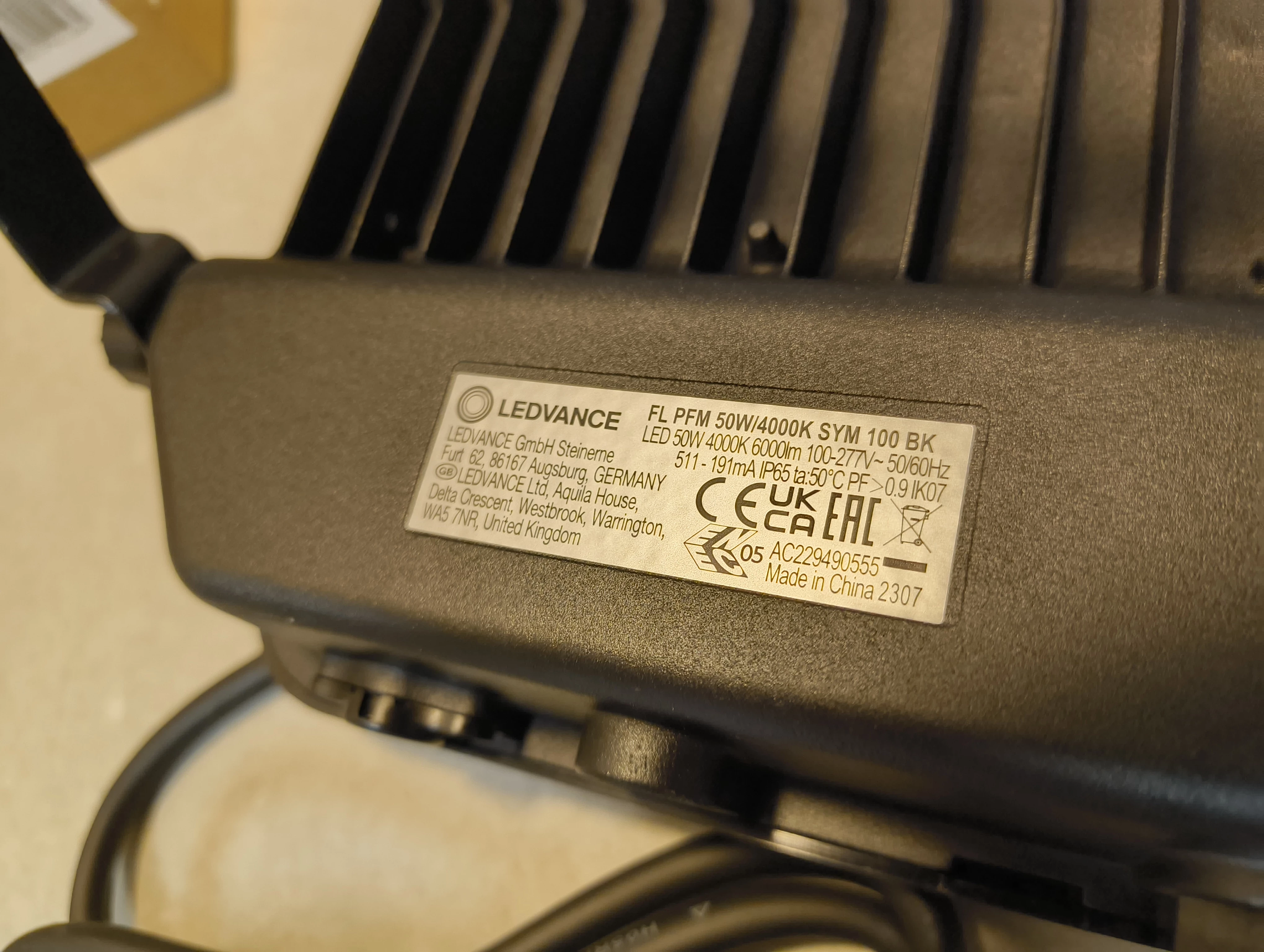 naswietlacz-halogen-ledvance-floodlight-50w-4000k-6000lm-moc-znamionowa-5000