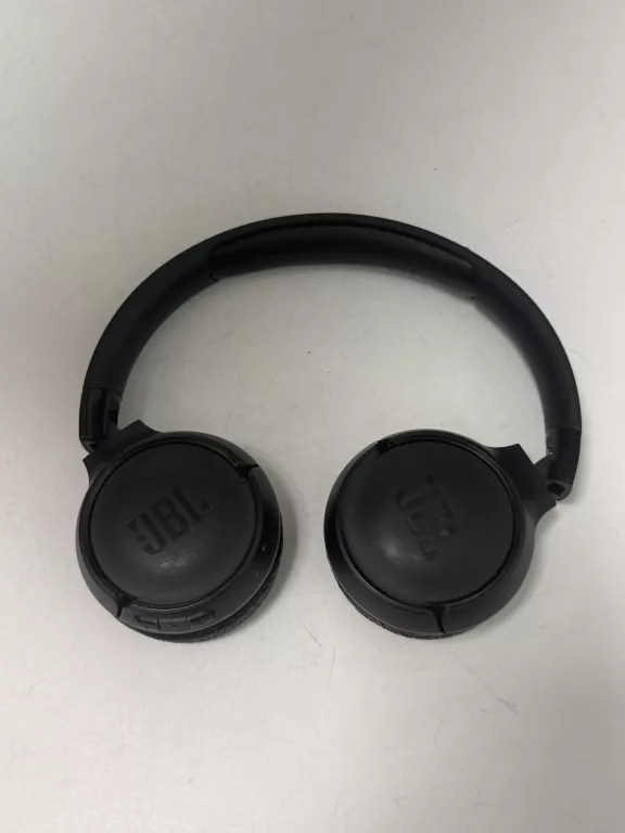 sluchawki-jbl-tune-520-orzegowska-25-bytom