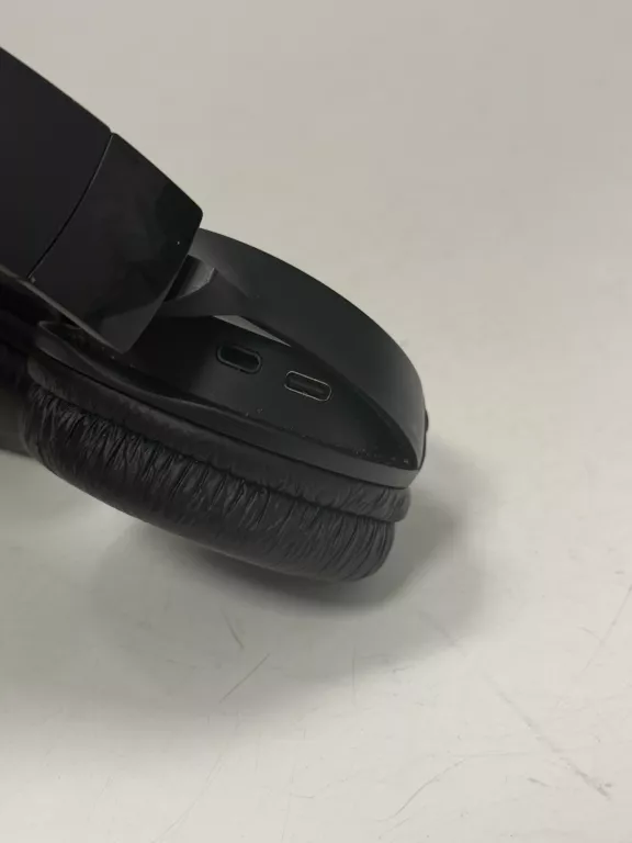 sluchawki-jbl-tune-520-stan-11323-2