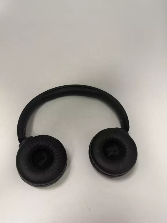 sluchawki-jbl-tune-520-kolor-dominujacy-129357-3