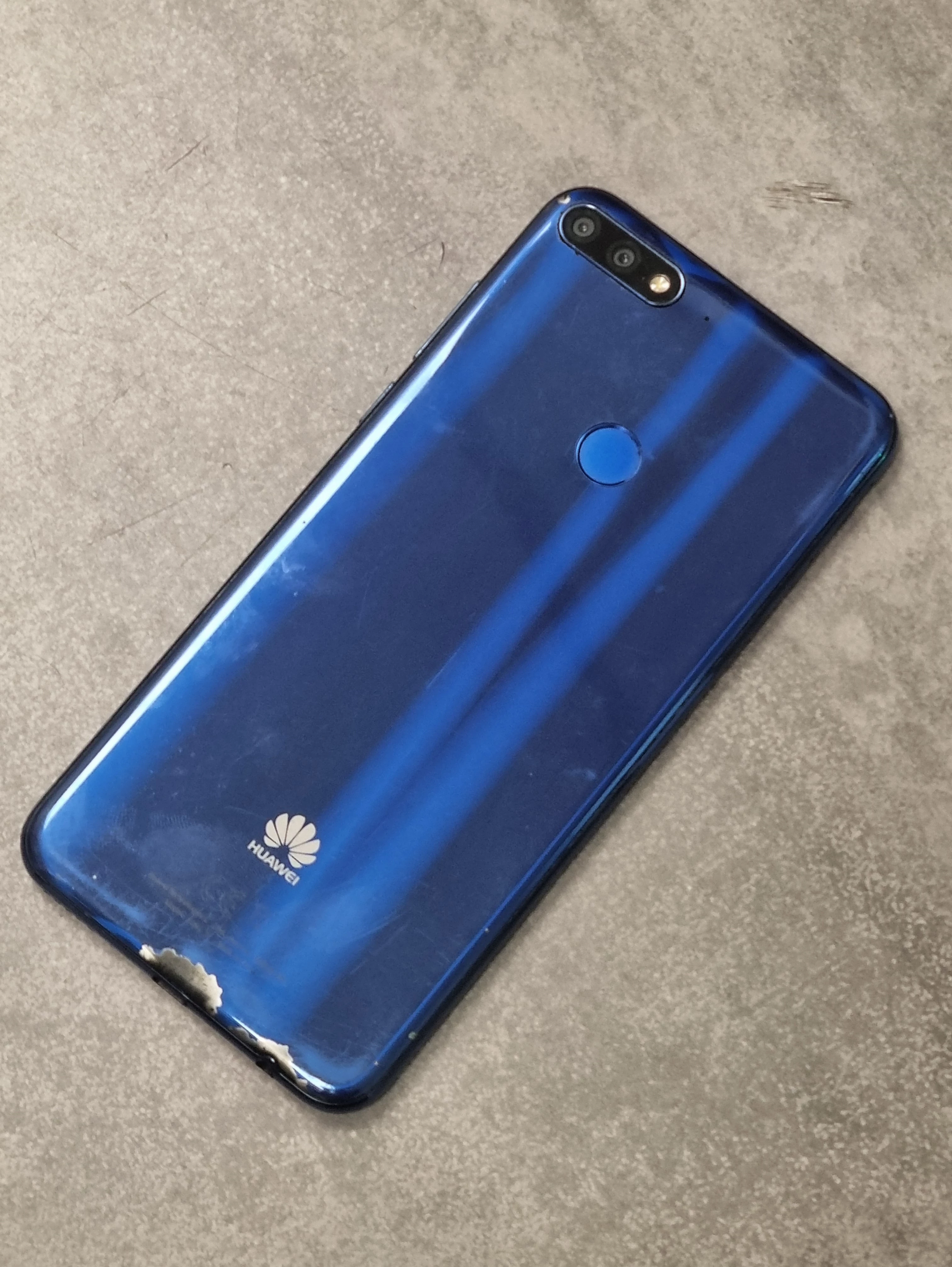 telefon-huawei-y7-prime-332gb-and-80-pamiec-ram-202865-214125