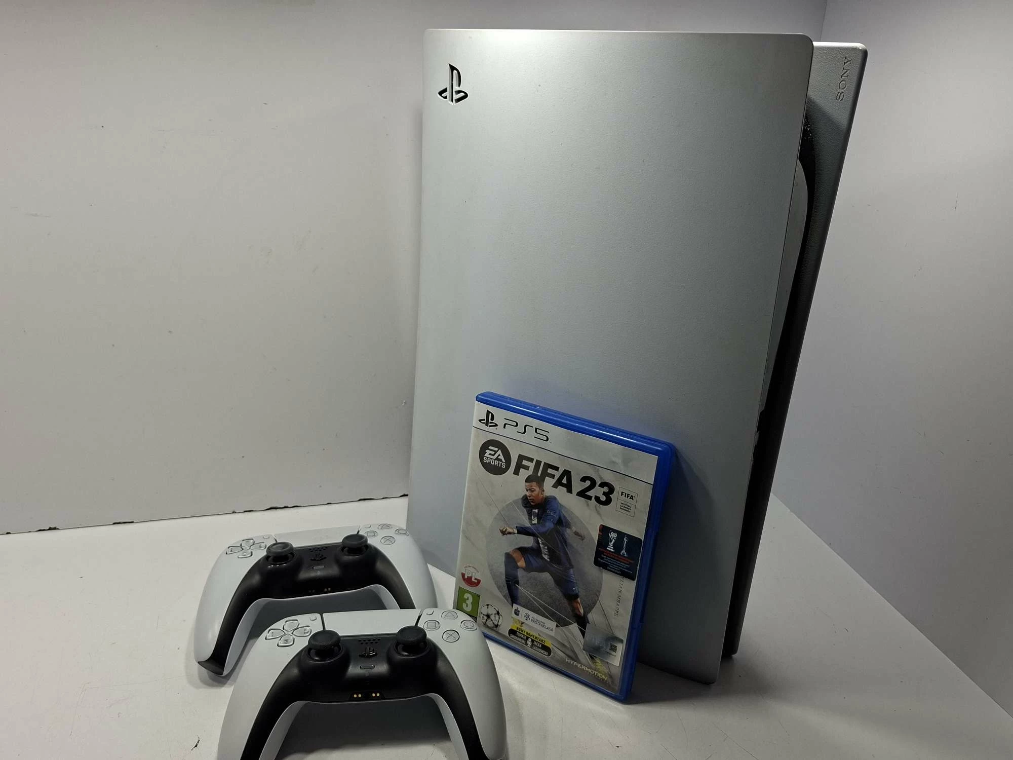 konsola-ps5-2-x-pad-fifa-23-kod-producenta-cfi-2016