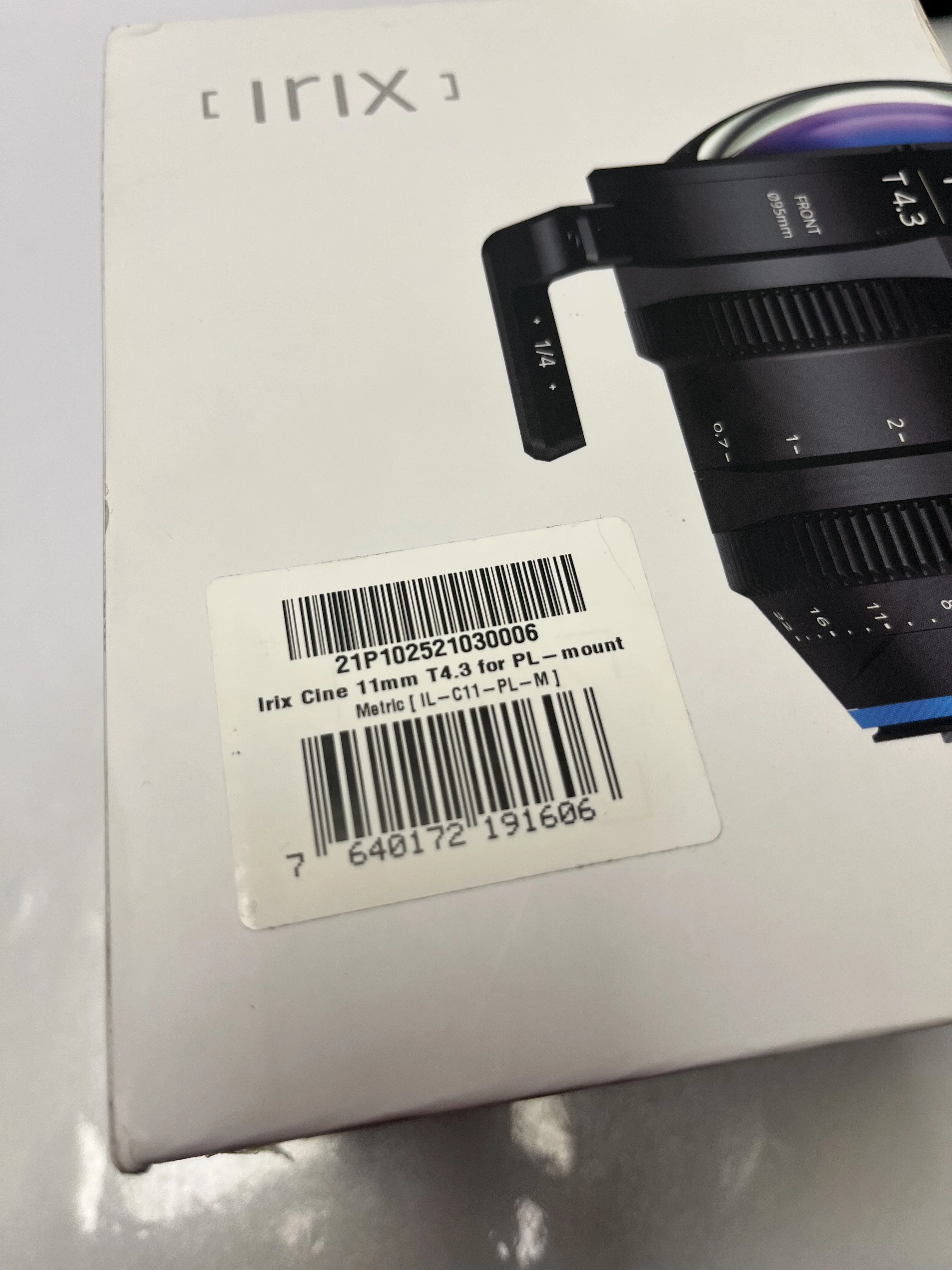 obiektyw-irix-l-mount-cine-11mm-t43-metric-ean-gtin-7640172191606