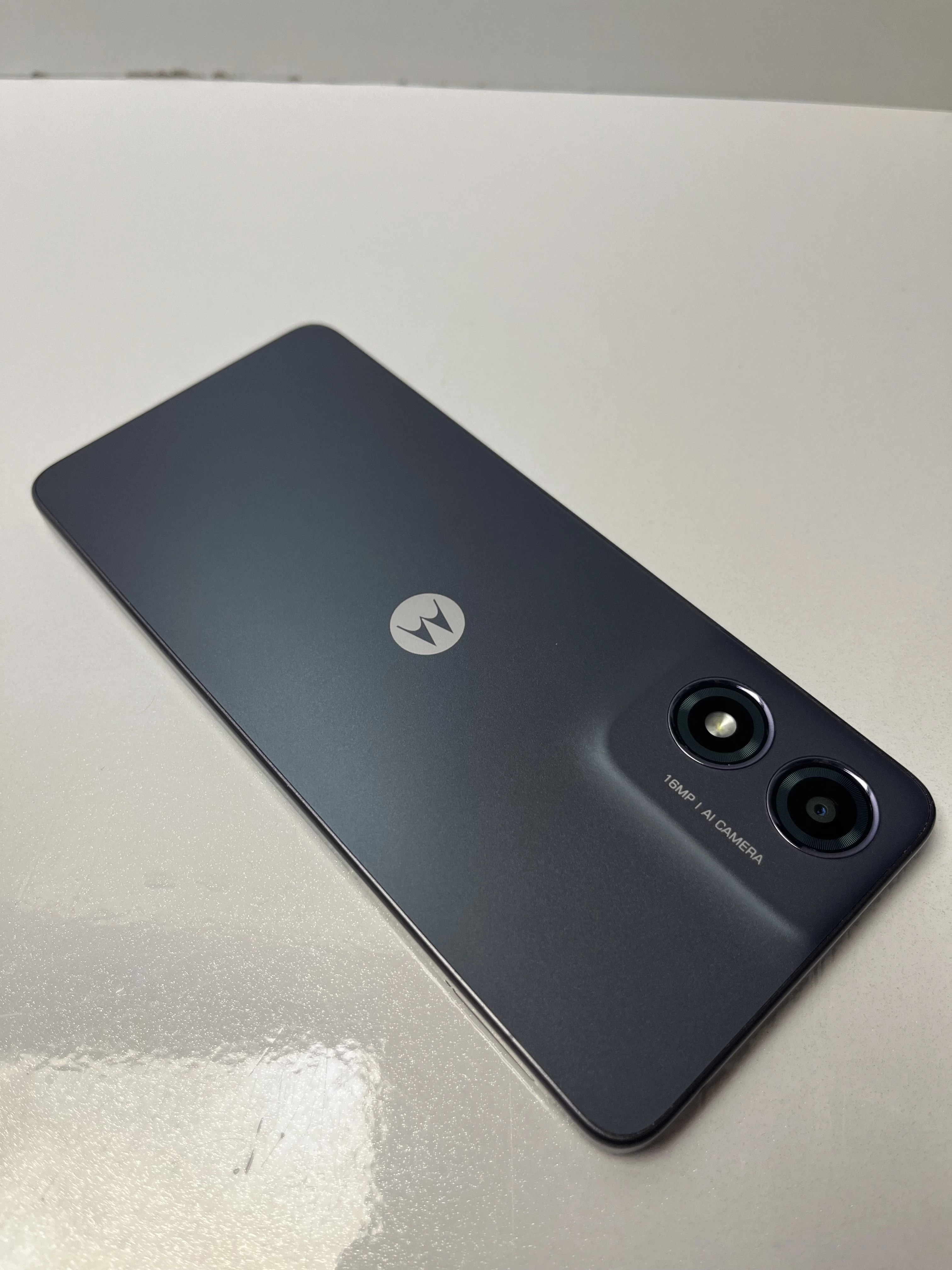 telefon-motorola-moto-g04-464gb-wbudowana-pamiec-202869-214193