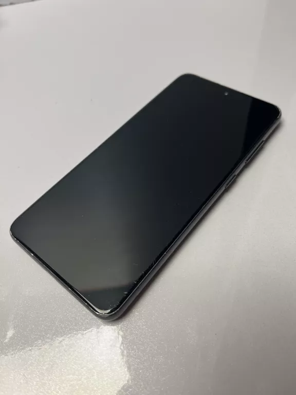 telefon-samsung-galaxy-s21-fe-6128gb-pamiec-ram-202865-214117