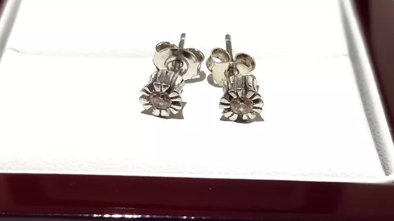 wyrob-jubilerski-uzywany-zlote-kolczyki-kwiatki-pr585-srednica-5mm-095g-ean-gtin-5904827027651