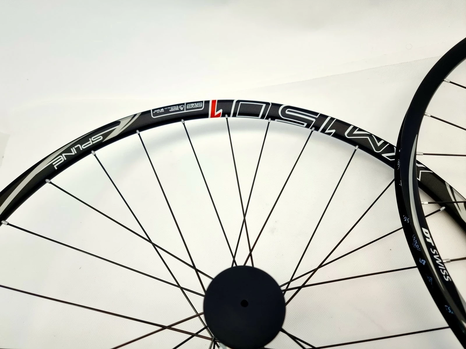 kola-dt-swiss-370-straightpull-xm1501-25mm-275-1685g-rozmiar-275