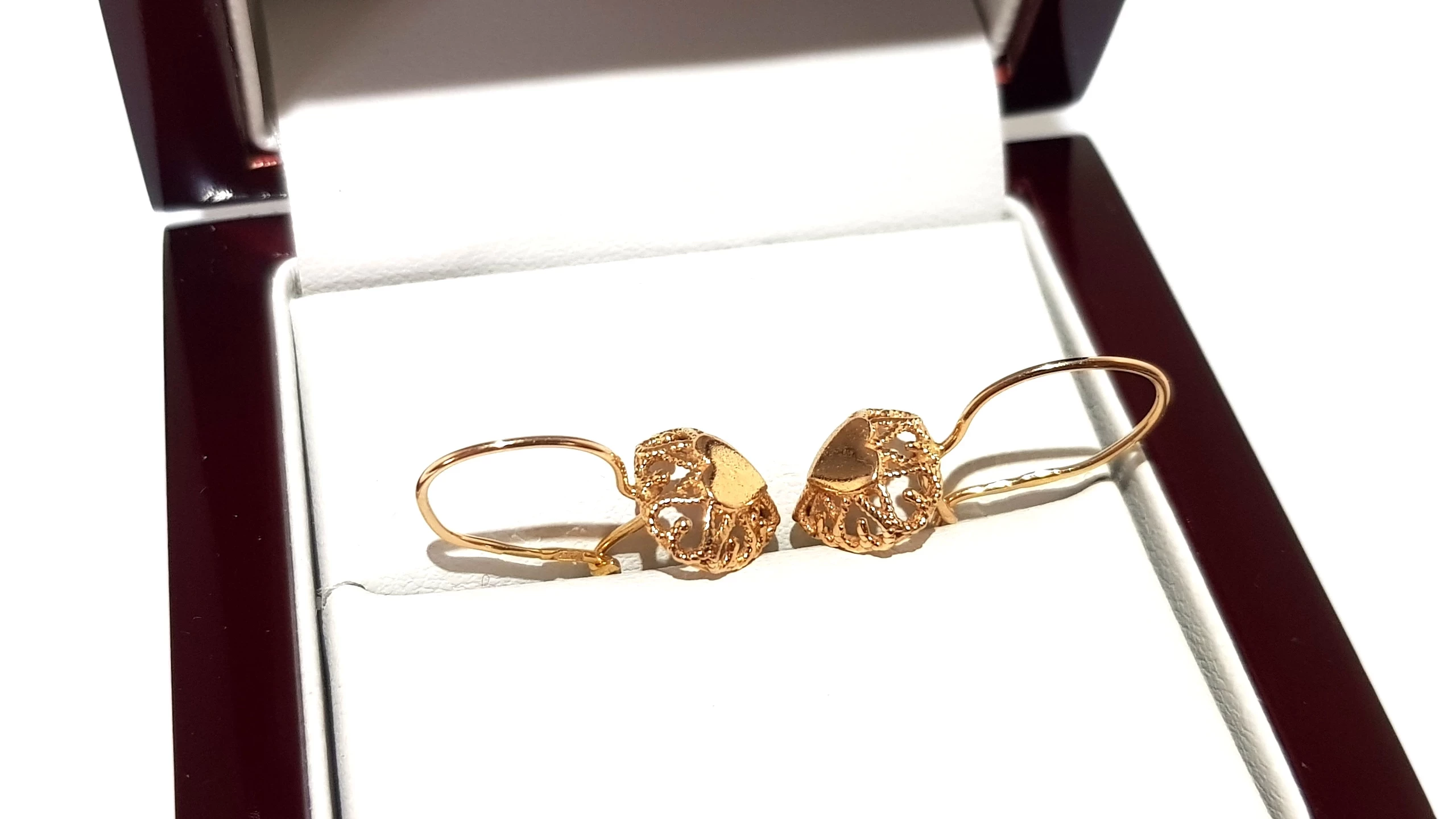 wyrob-jubilerski-uzywany-zlote-kolczyki-azurowe-serduszka-pr585-147g-material-15835-2