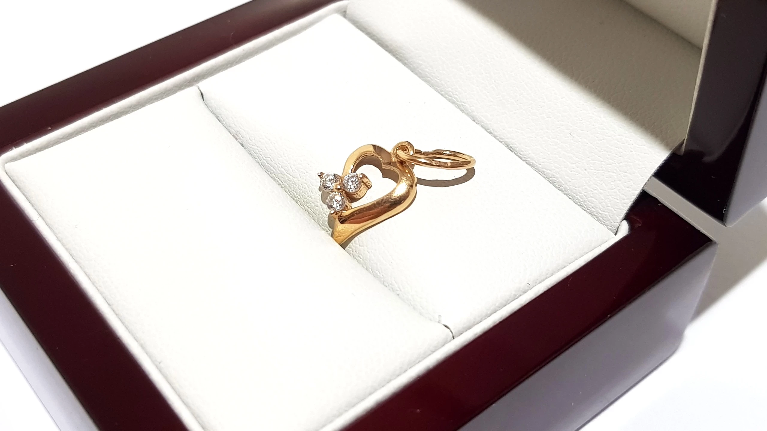 wyrob-jubilerski-uzywany-zlota-zawieszka-serduszko-pr58-064g-08x1cm-rodzaj-2205-2