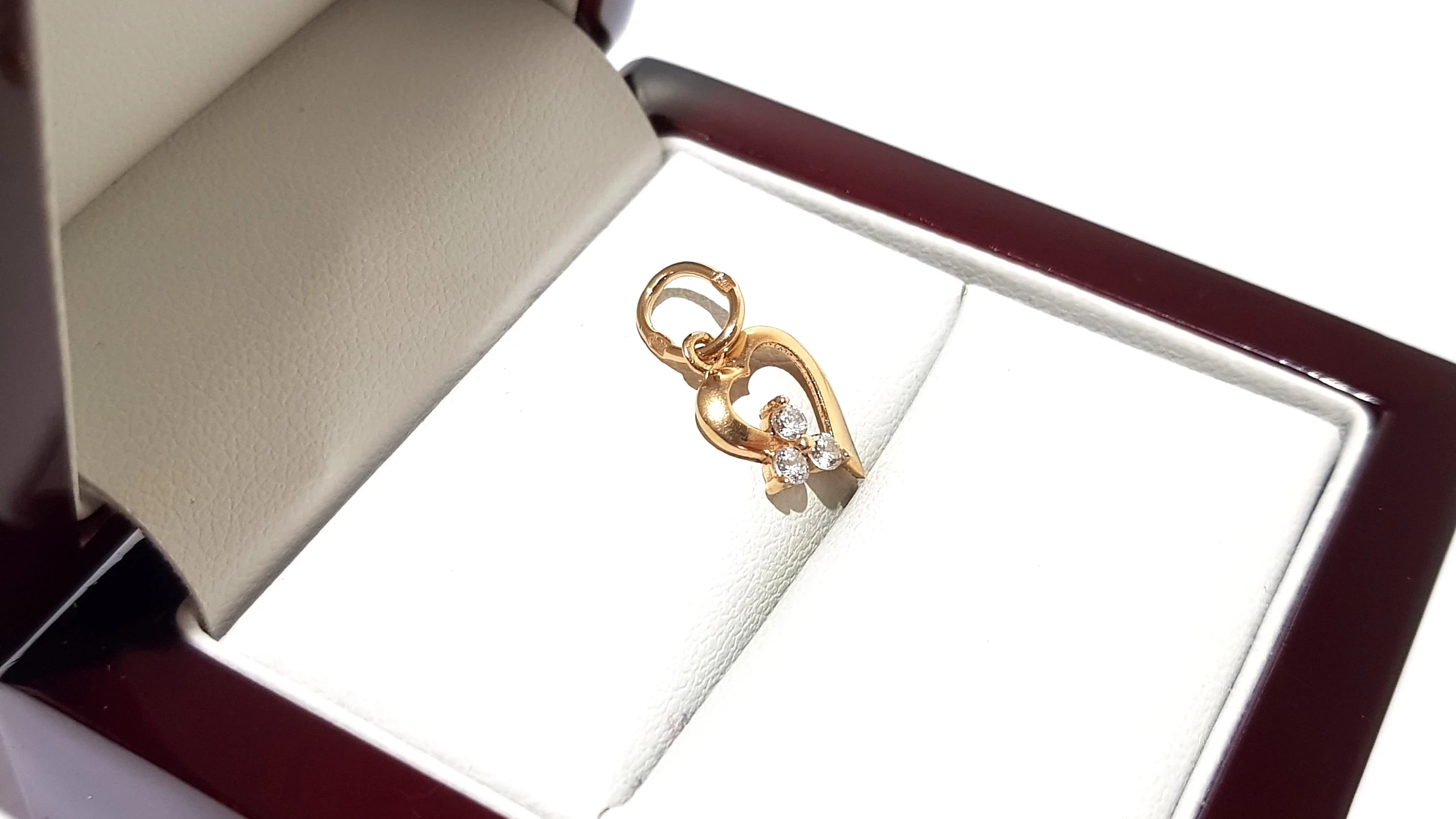 wyrob-jubilerski-uzywany-zlota-zawieszka-serduszko-pr58-064g-08x1cm-stan-11323-2