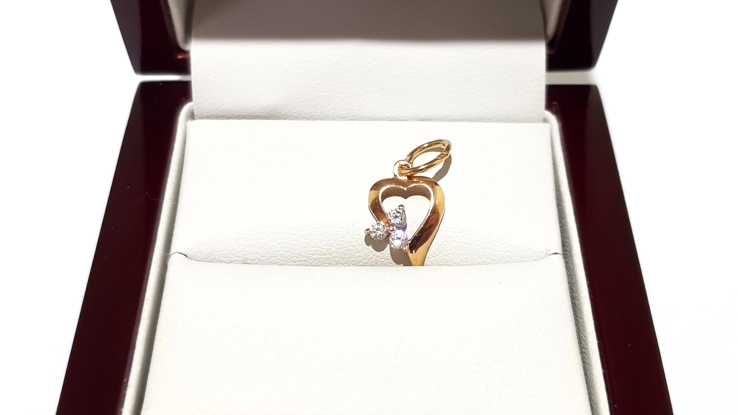 wyrob-jubilerski-uzywany-zlota-zawieszka-serduszko-pr58-064g-08x1cm-ean-gtin-5906803571202