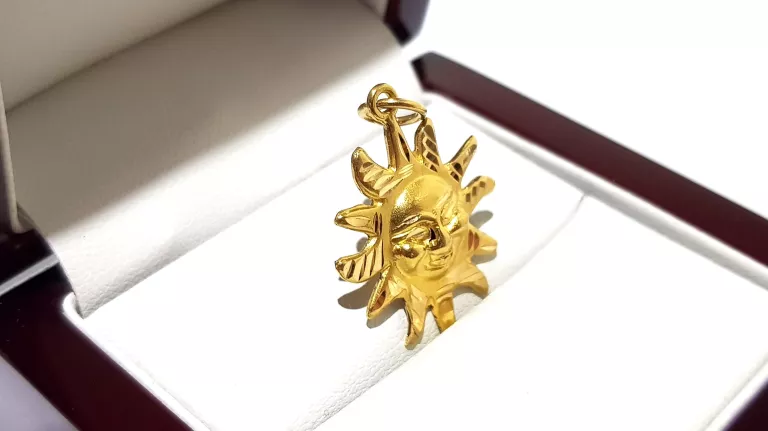 wyrob-jubilerski-uzywany-zlota-zawieszka-slonce-pr750-srednica-2cm-186g-ean-gtin-5906952401535