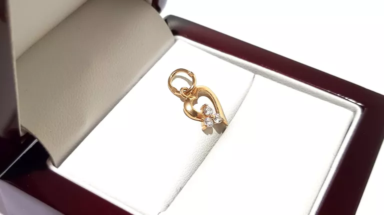 wyrob-jubilerski-uzywany-zlota-zawieszka-serduszko-pr58-064g-08x1cm-stan-11323-2