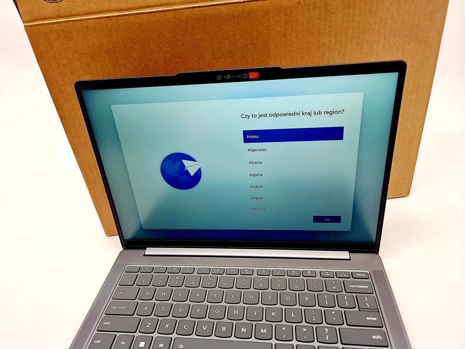 laptop-lenovo-ideapad-slim-3-16irh8-i5-13420h-16gb-1tb-przekatna-ekranu-1600