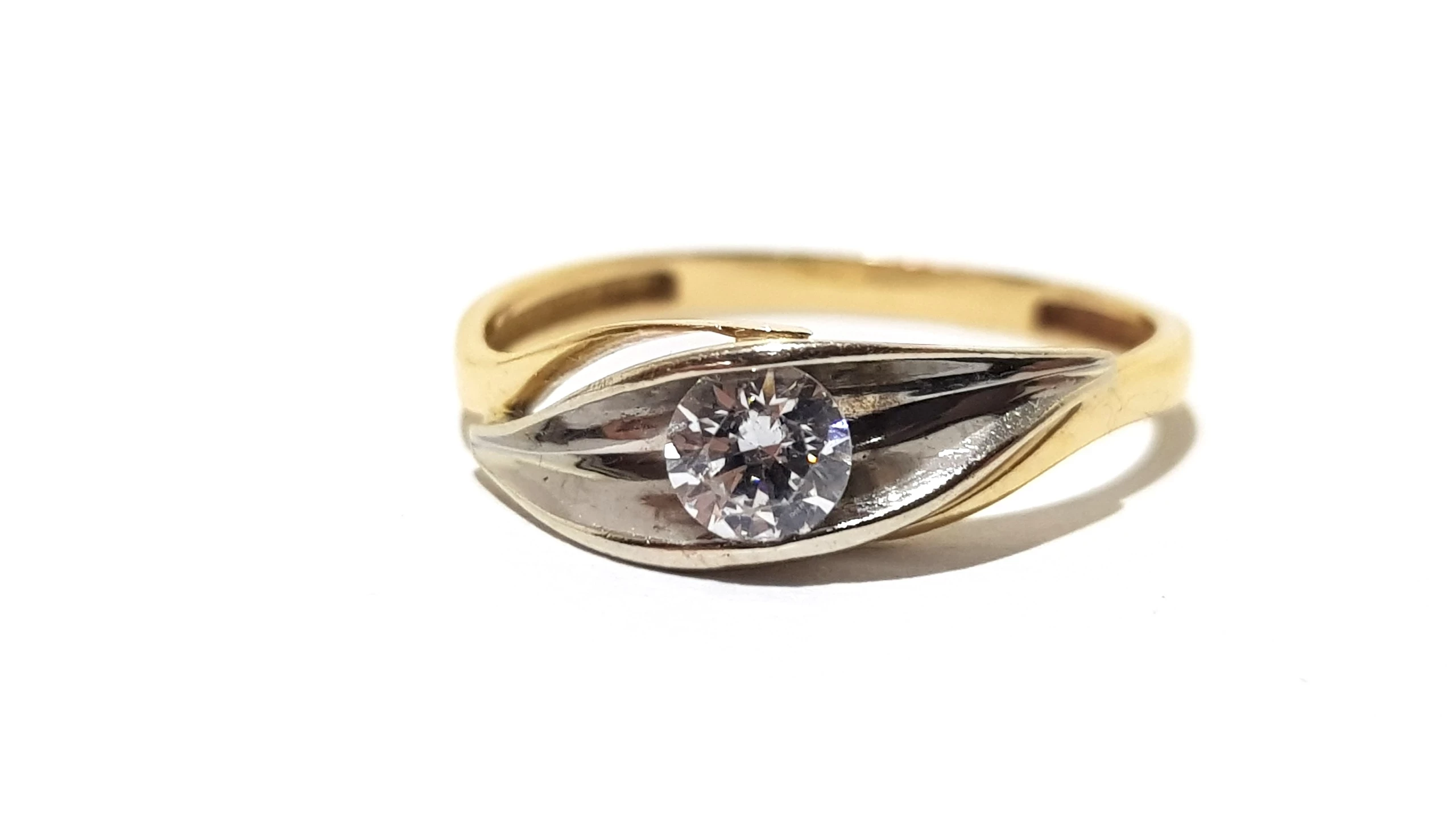 wyrob-jubilerski-uzywany-zloty-pierscionek-listek-pr585-r11-154g-material-15835-2