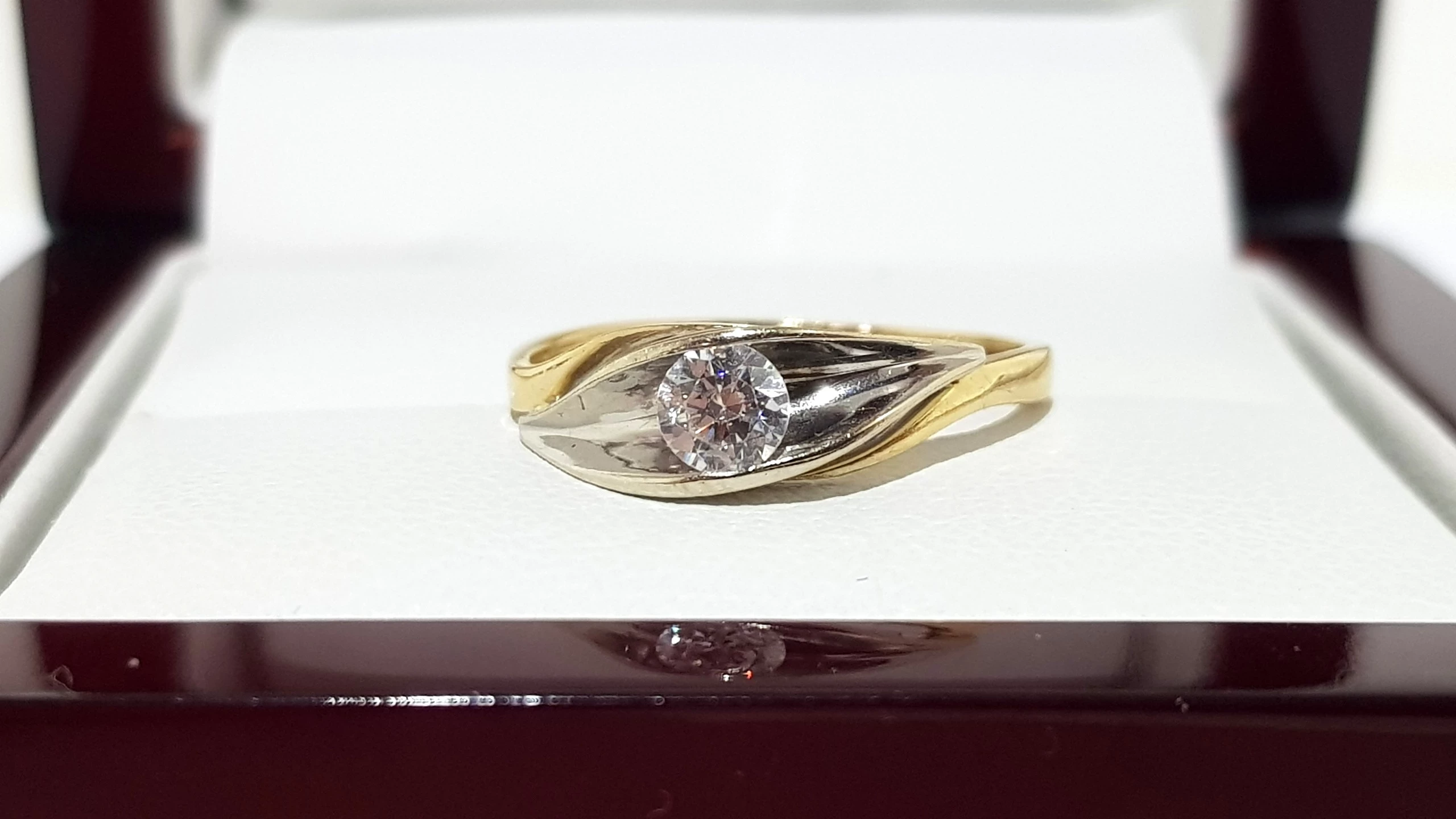 wyrob-jubilerski-uzywany-zloty-pierscionek-listek-pr585-r11-154g-kamien-17088-128