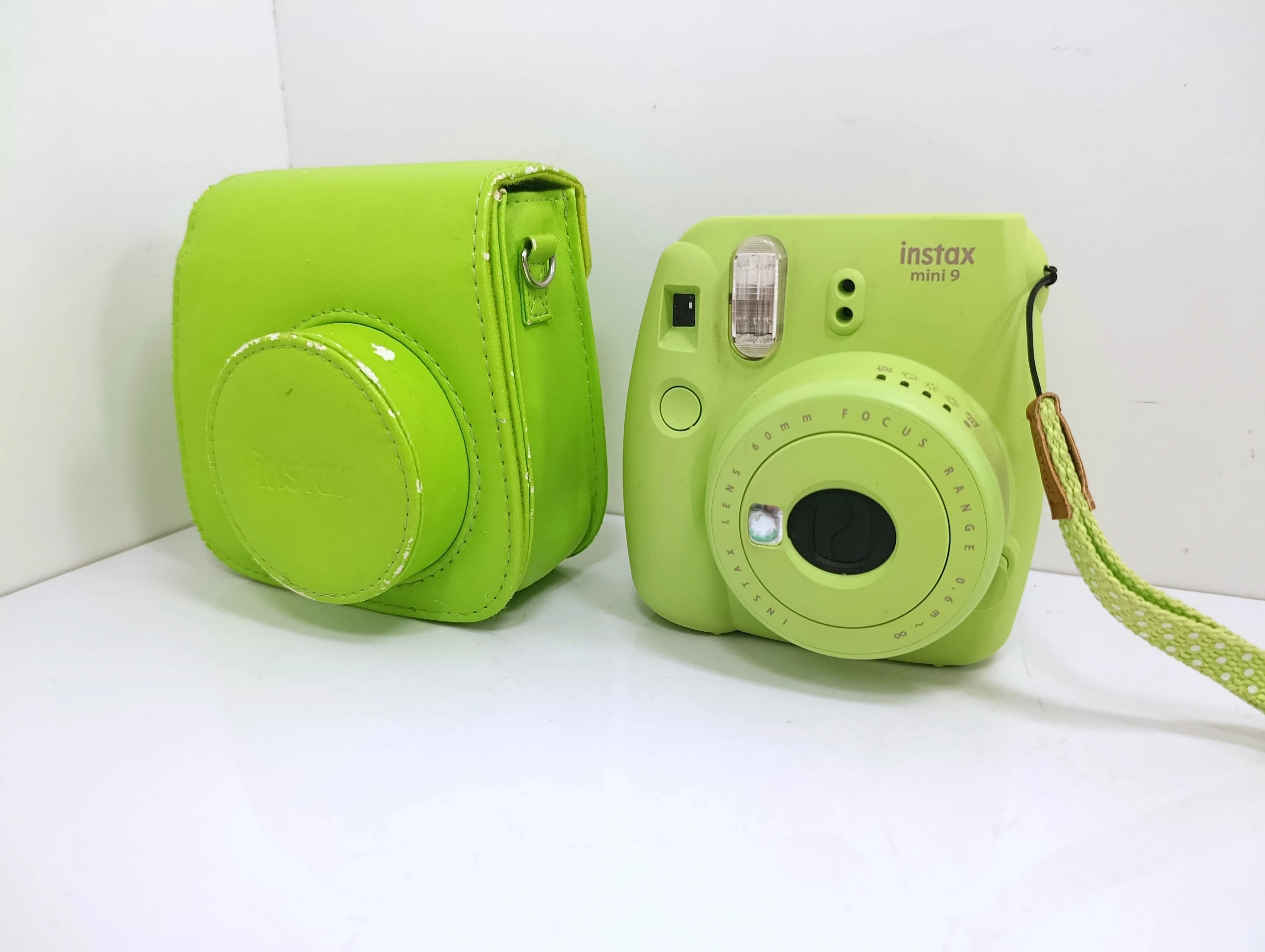 aparat-fujifilm-instax-mini-9-ean-gtin-5900378665854