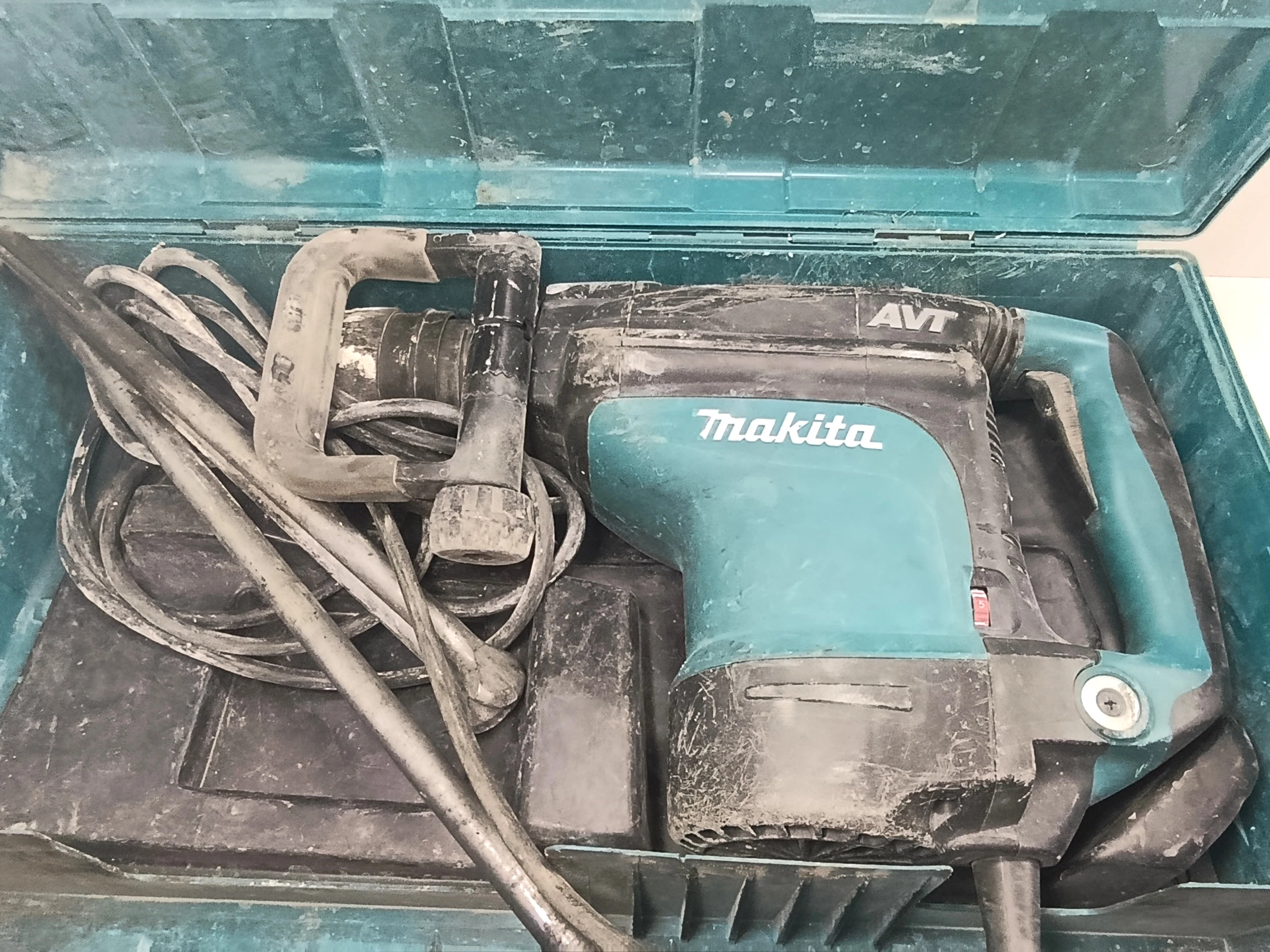 makita-mlot-udarowo-obrotowy-sds-max-94j-1350w-avt-hr4511c-funkcyjnosc-205137-267678