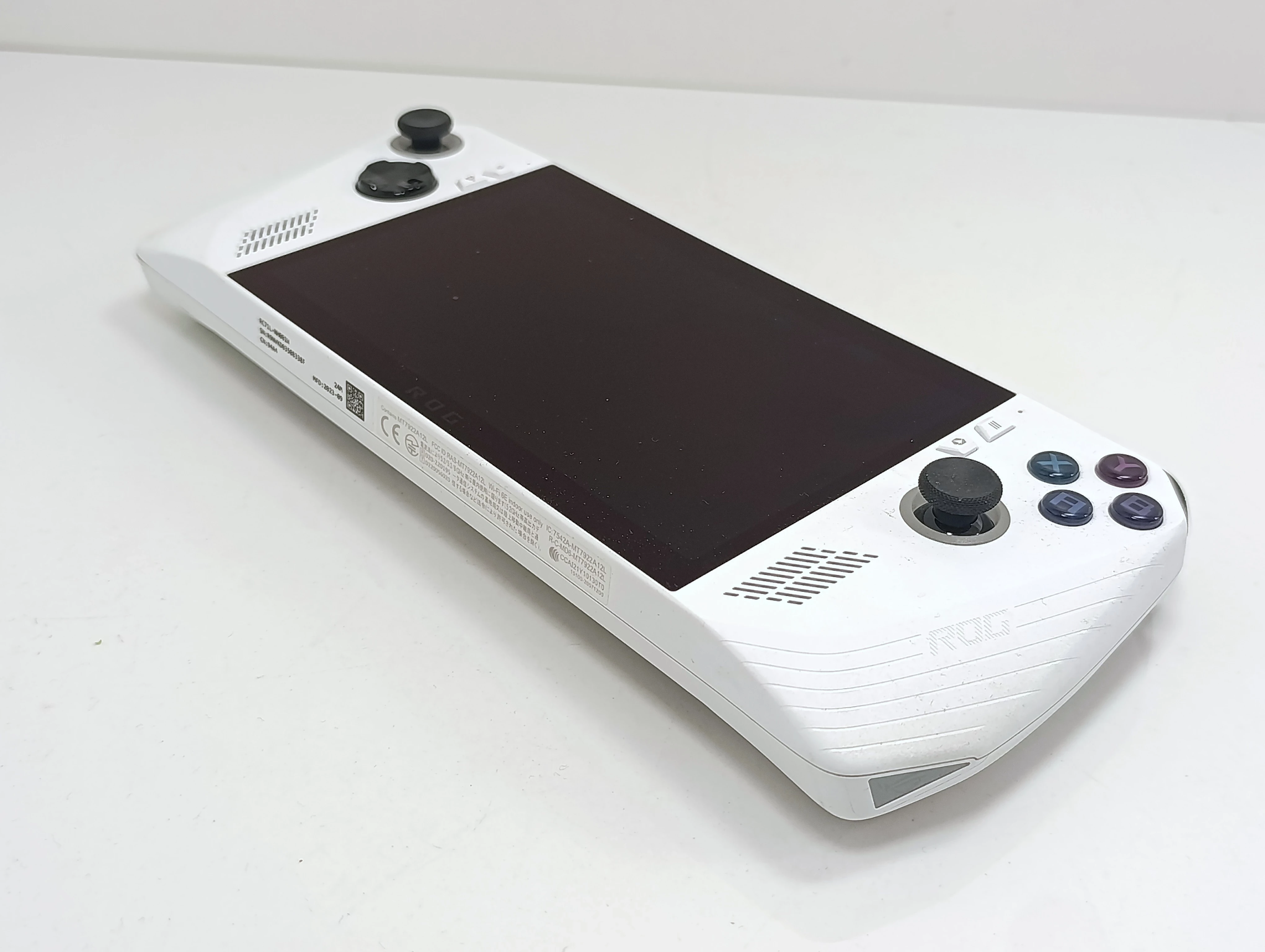 konsola-przenosna-rog-rc71l-producent-248914-1986134