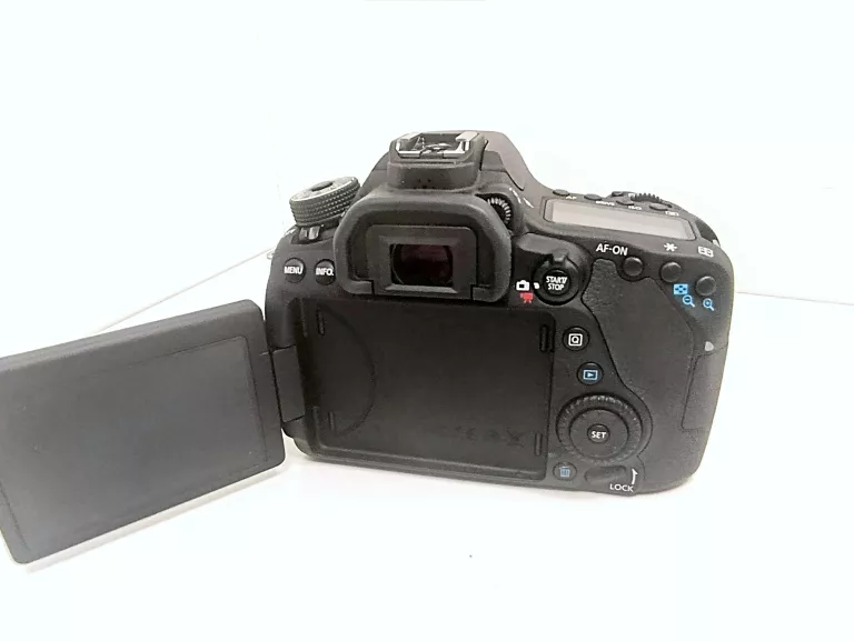 lustrzanka-canon-eos-80d-obiektyw-18-55-rozdzielczosc-2420