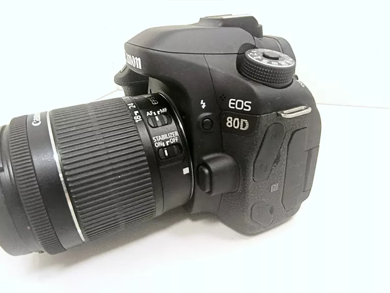 lustrzanka-canon-eos-80d-obiektyw-18-55-stan-11323-2