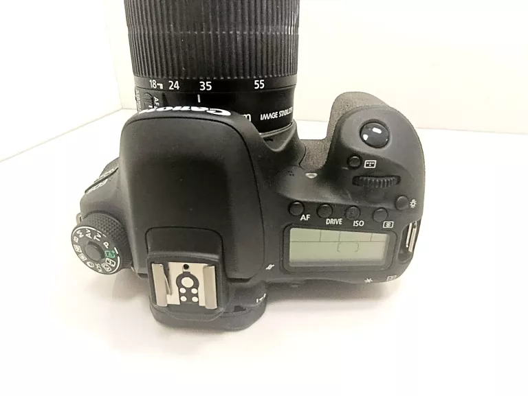 lustrzanka-canon-eos-80d-obiektyw-18-55-w-zestawie-814-2