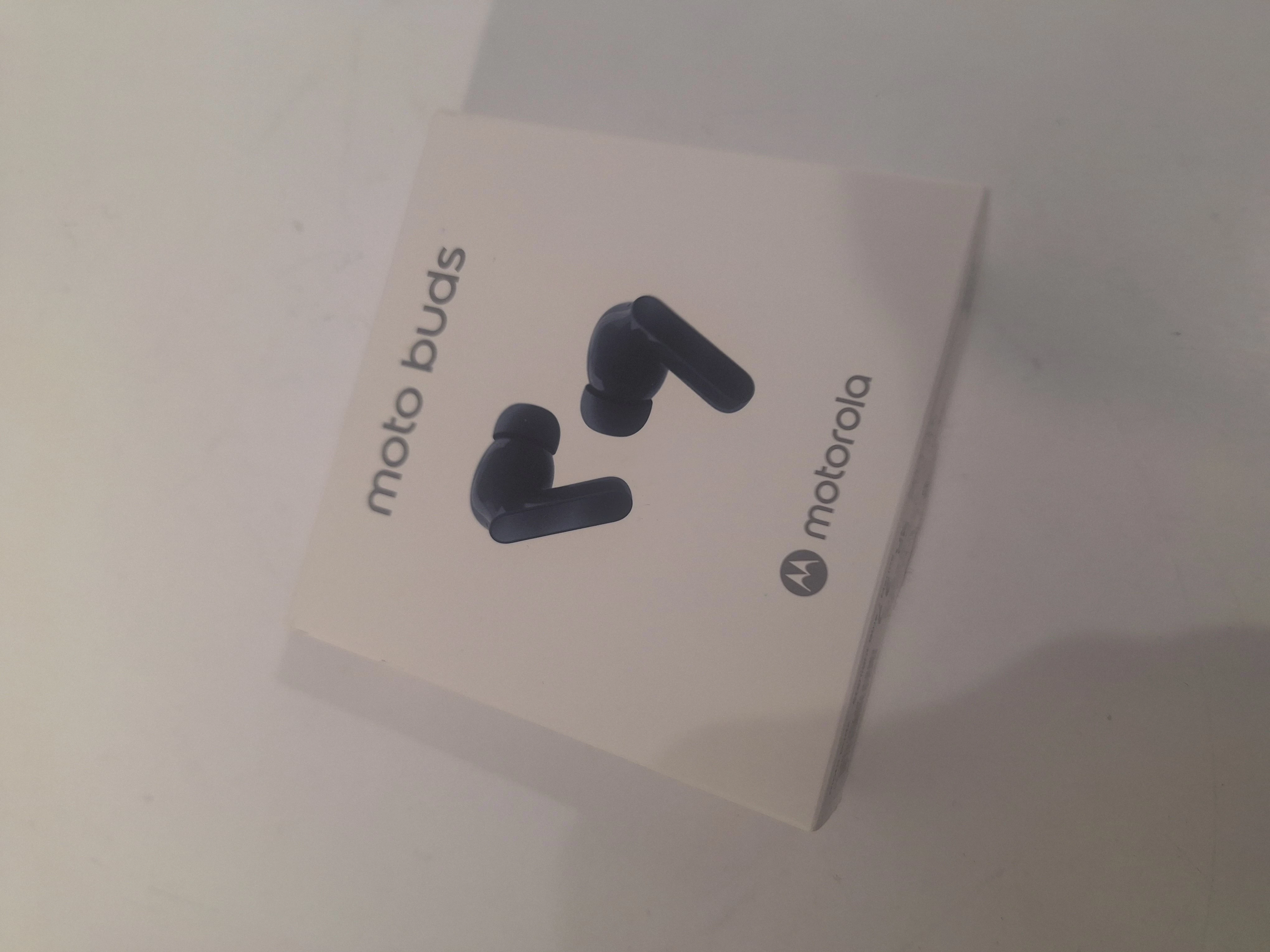 sluchawki-motorola-moto-buds-xt2443-1-pudelko-kolor-dominujacy-129357-5