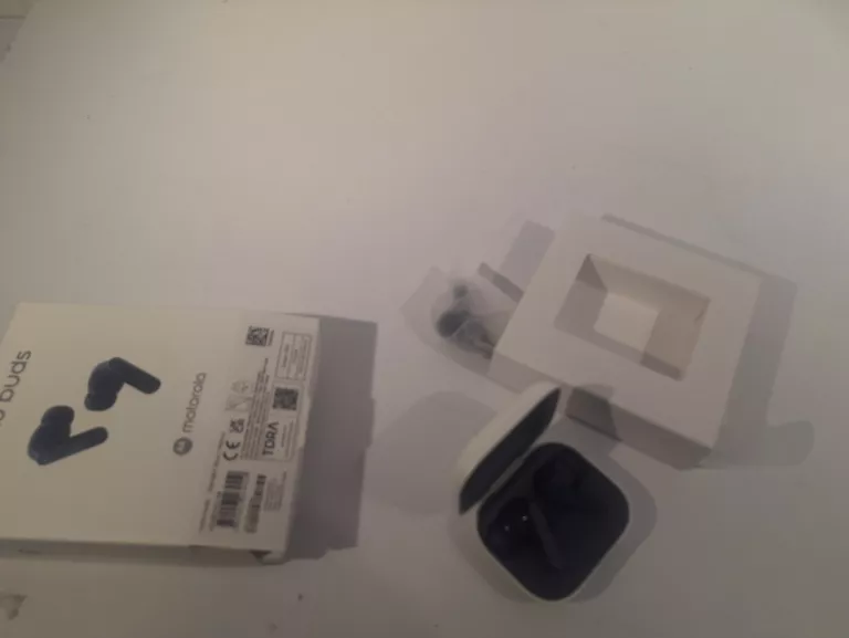 sluchawki-motorola-moto-buds-xt2443-1-pudelko-janowicza-3-olsztyn