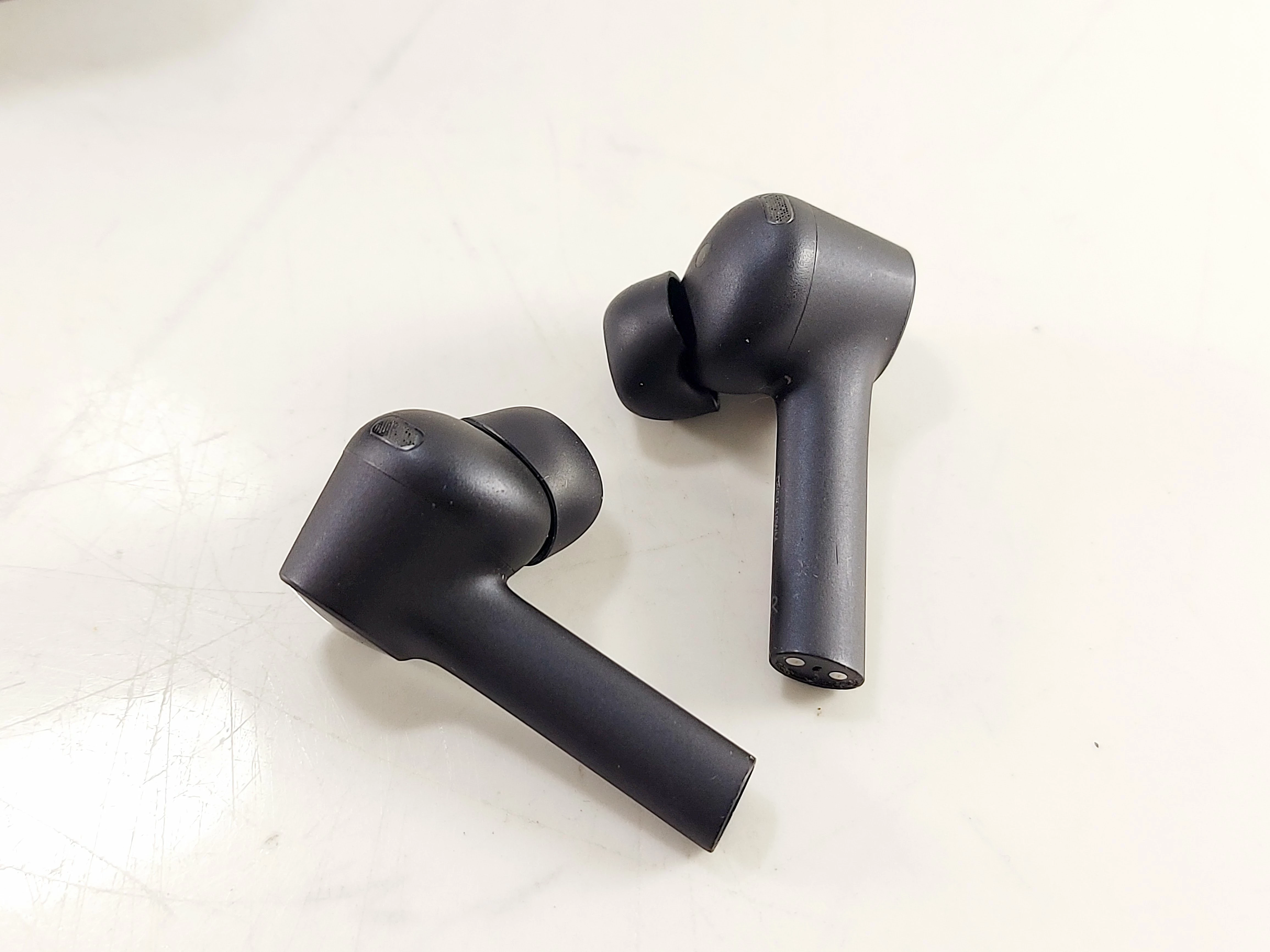 sluchawki-douszne-xiaomi-mi-true-wireless-earphones-2-pro-stan-11323-2