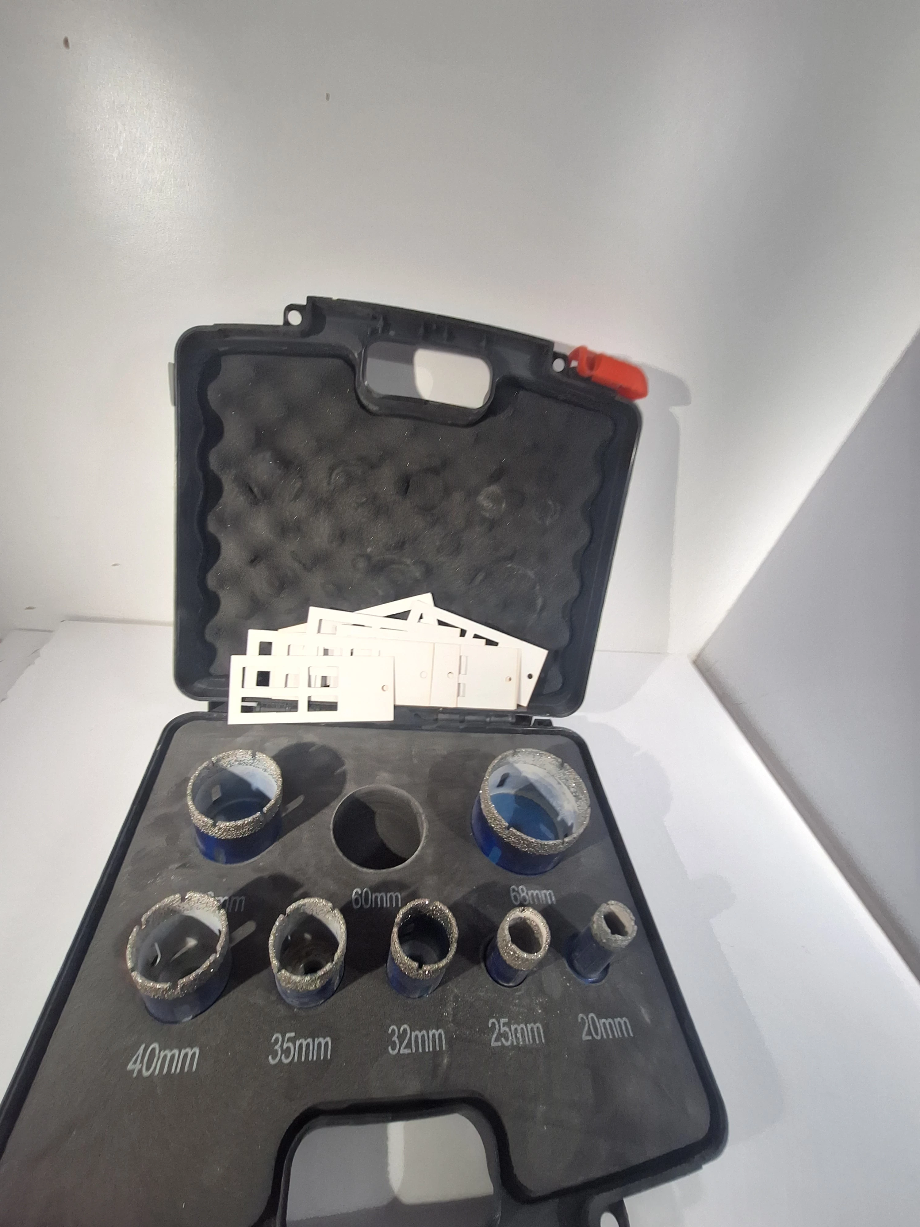 otwornice-diamentowe-walizka-brak-jednej-sztuki-janowicza-3-olsztyn