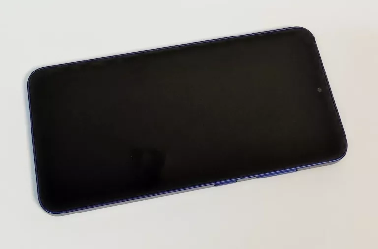 telefon-samsung-galaxy-s25-komplet-przekatna-ekranu-620