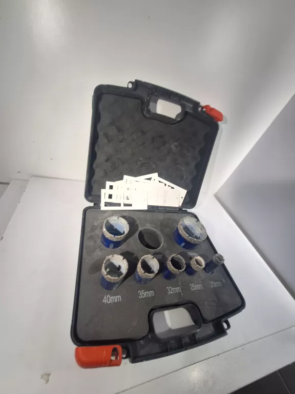 otwornice-diamentowe-walizka-brak-jednej-sztuki-stan-11323-2