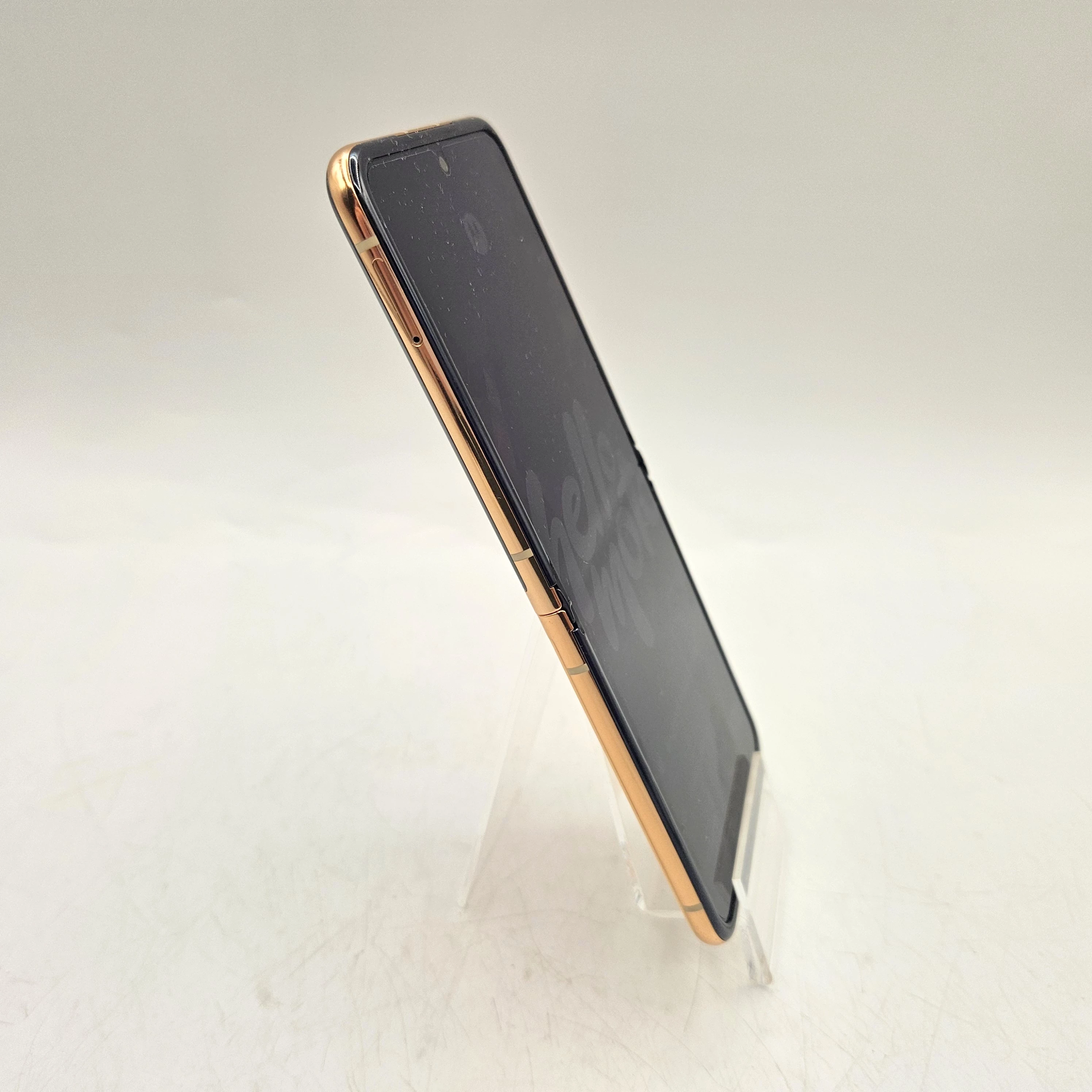 telefon-motorola-razr-40-ultra-8256gb-ean-gtin-840023241994