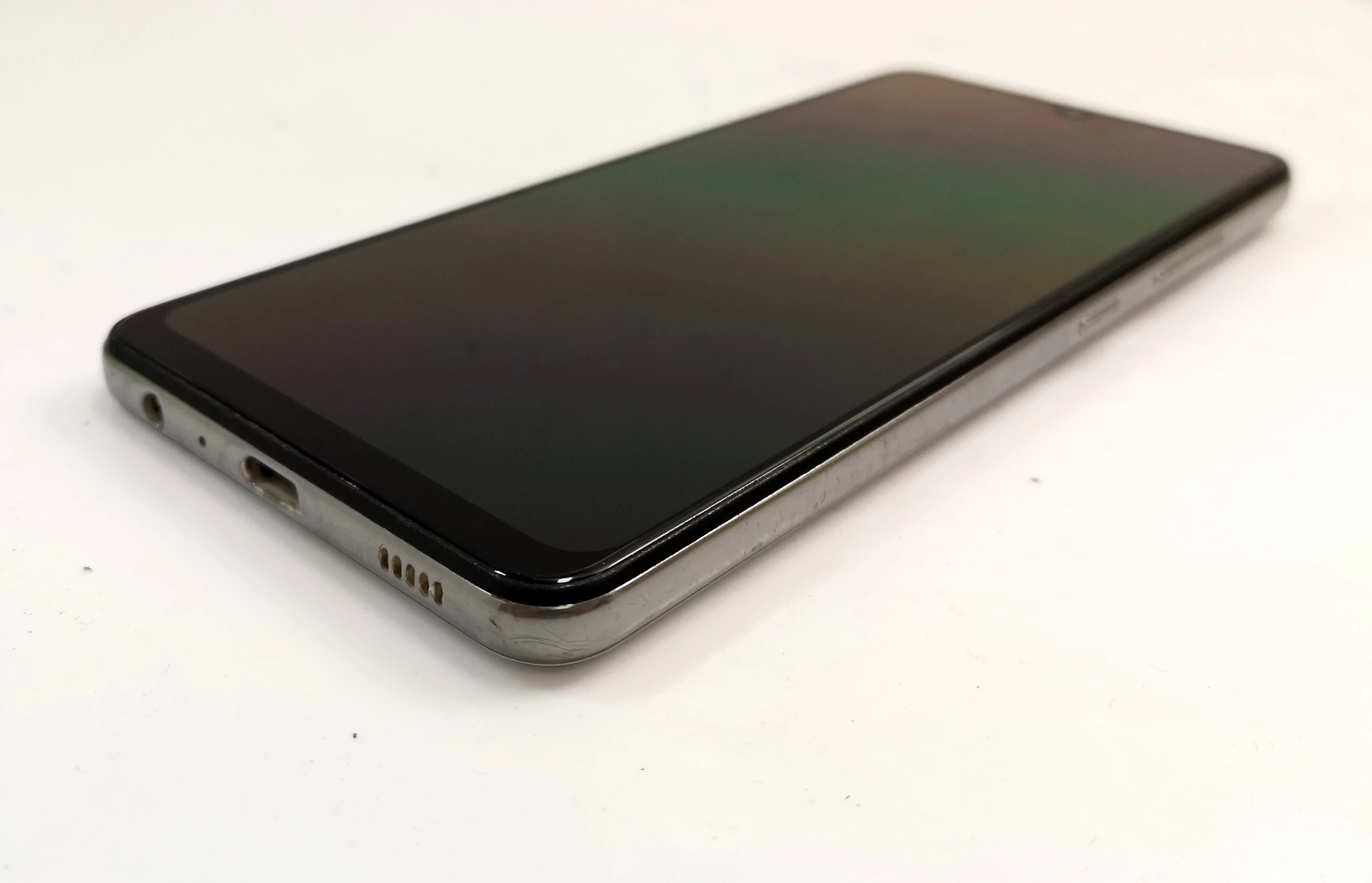 telefon-samsung-galaxy-a32-4128gb-stan-11323-2