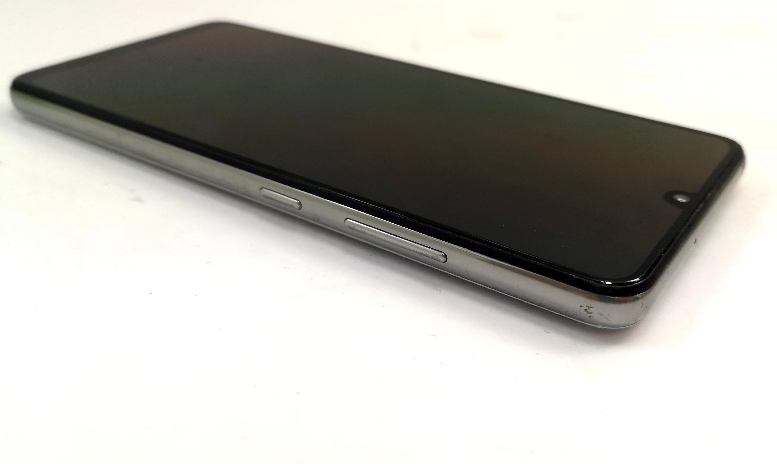 telefon-samsung-galaxy-a32-4128gb-przekatna-ekranu-640