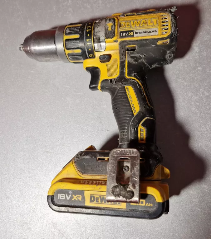 wkretarka-dewalt-dcd795-akumulator-2ah-ean-gtin-5055990000627