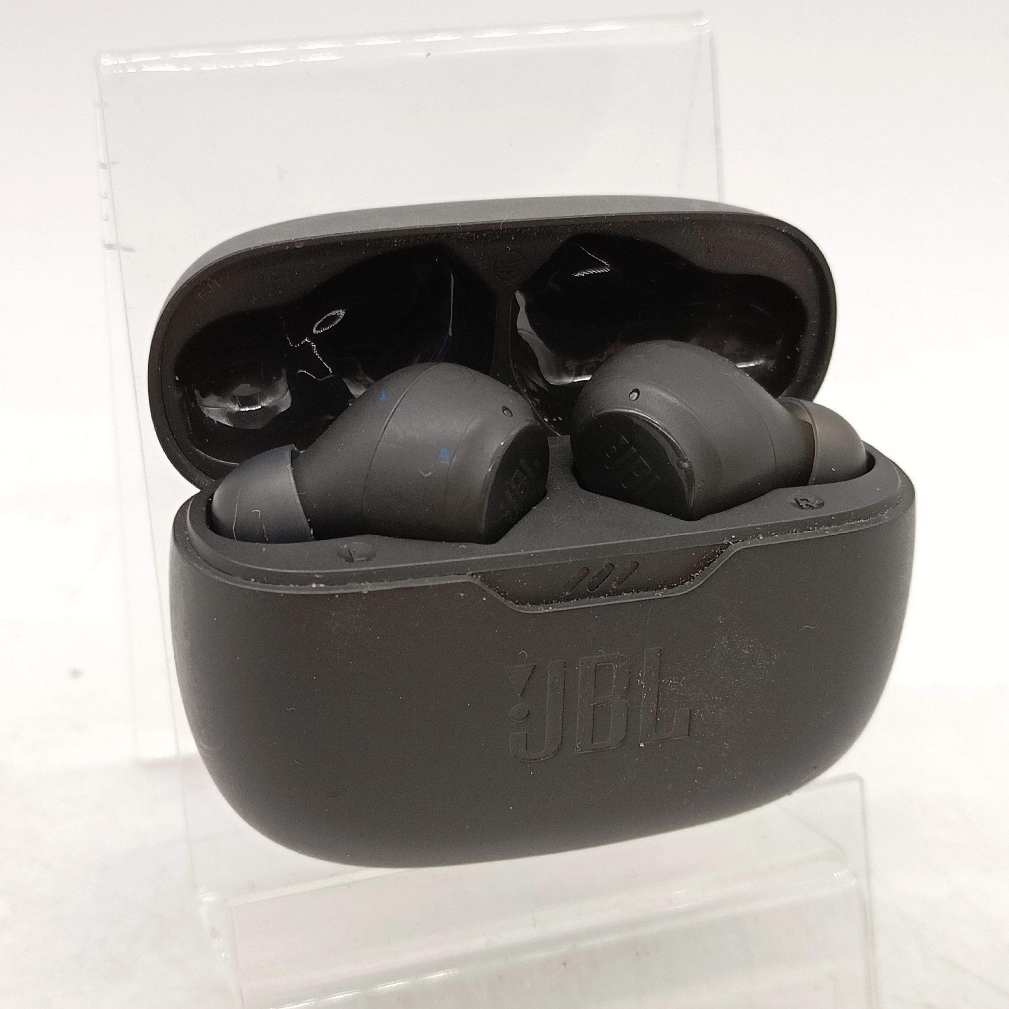 sluchawki-jbl-wave-beam-stan-11323-2