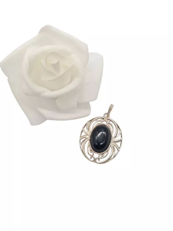 srebrna-zawieszka-z-czarnym-oczkiem-onyks-925-675g-warszyca-7-radomsko-mk