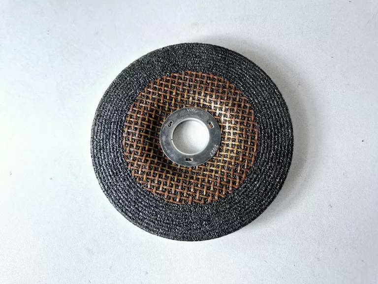 tarcza-do-metalu-makita-t27-a36p-bf-125x6x2223cm-stan-11323-2